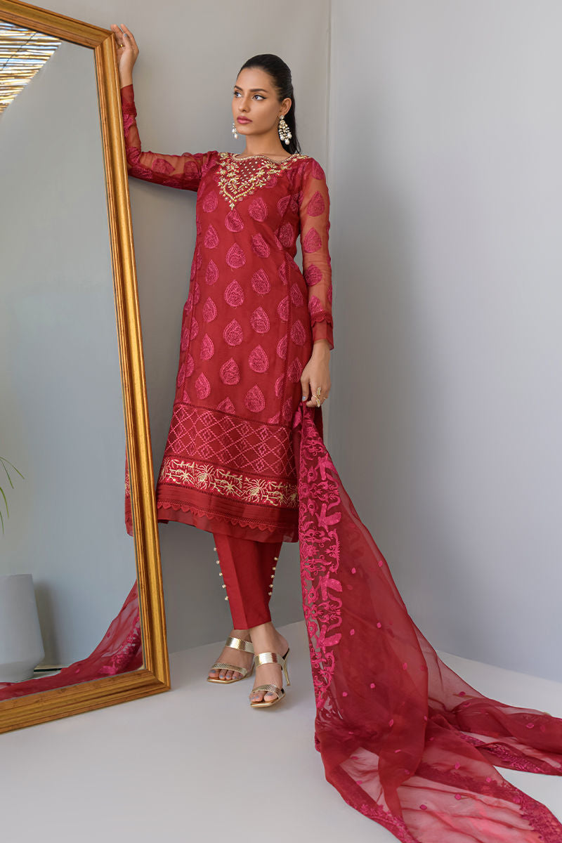 FATIMA KHAN - Charismatic red