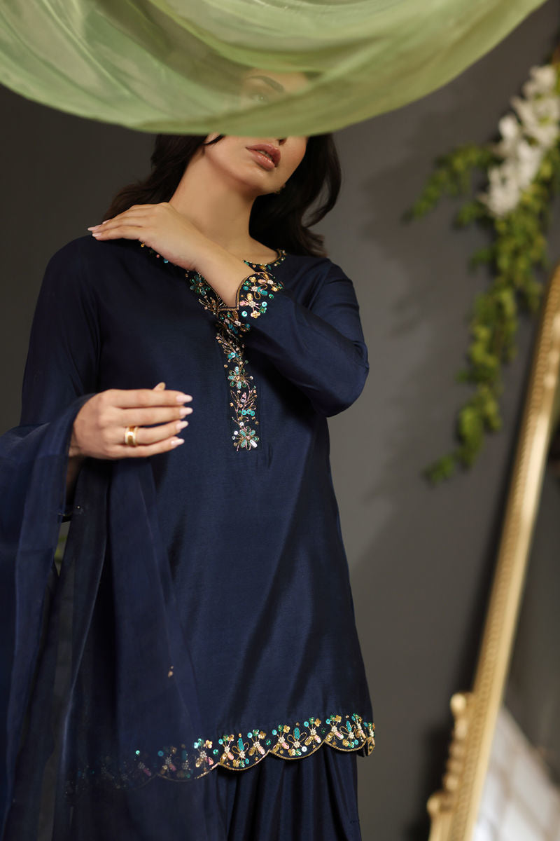 UZMA AFSHEEN - Sera