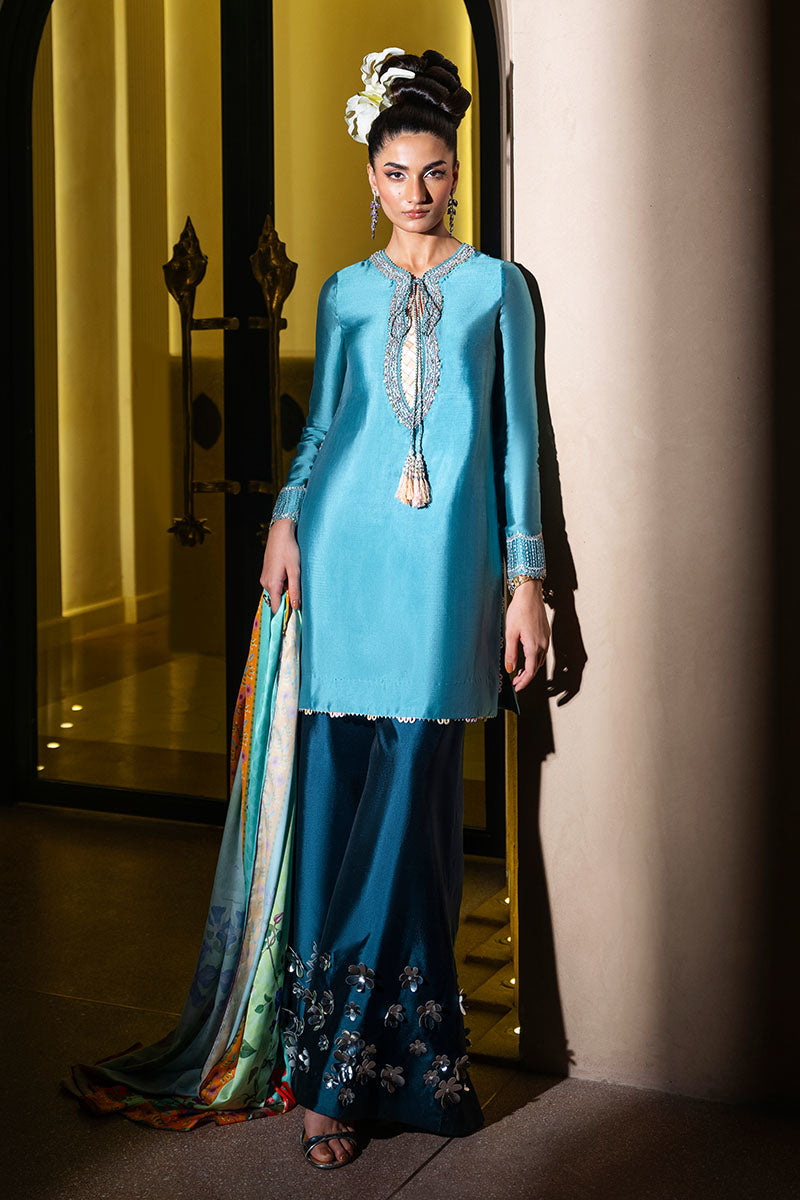 ZEB ZEESHAN - Floral Applique