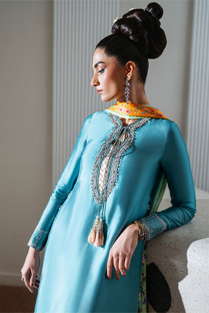 ZEB ZEESHAN - Floral Applique
