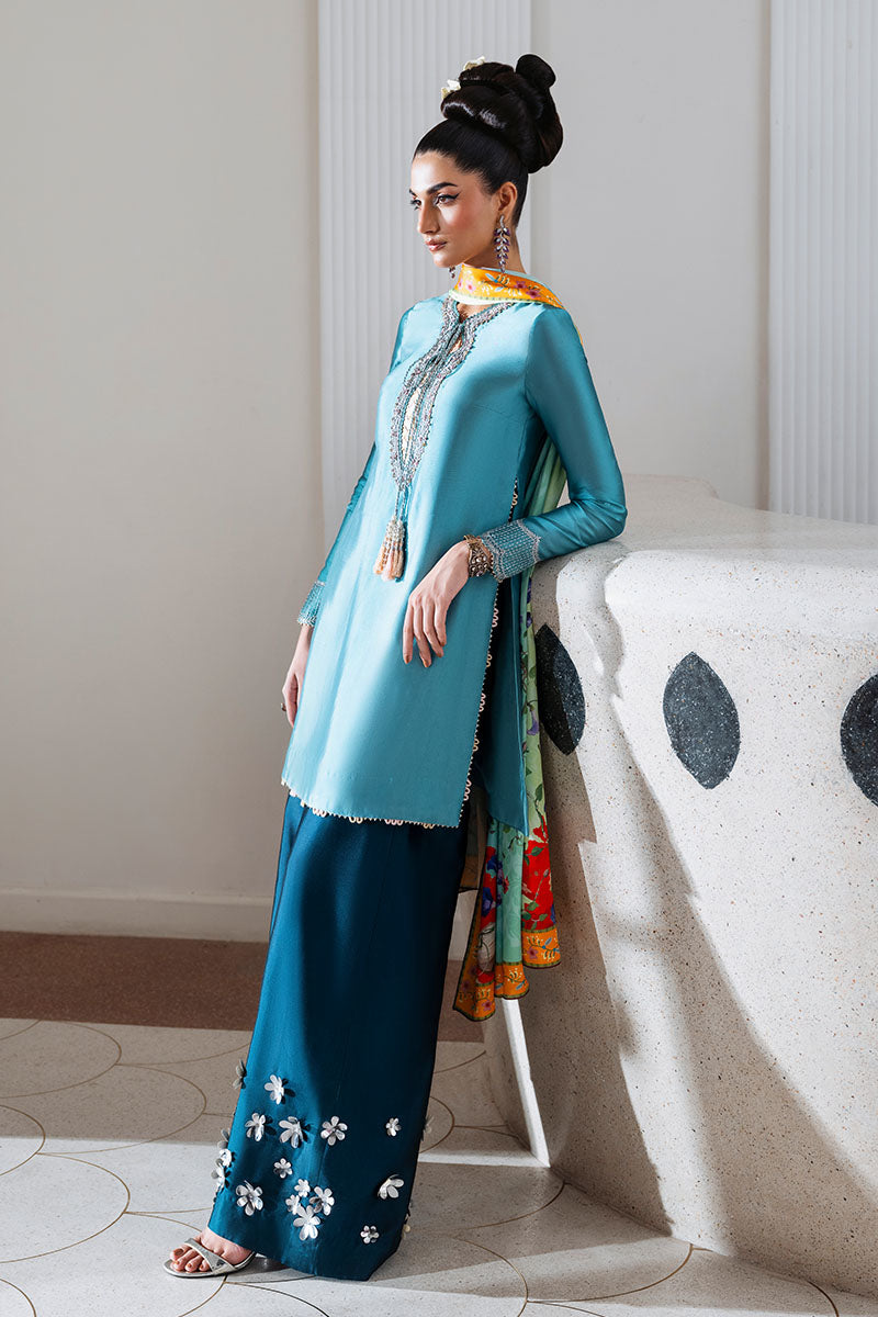 ZEB ZEESHAN - Floral Applique