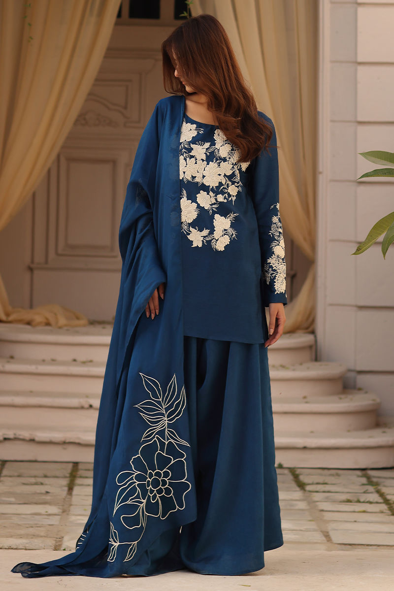 UZMA AND AFSHEEN - Safa