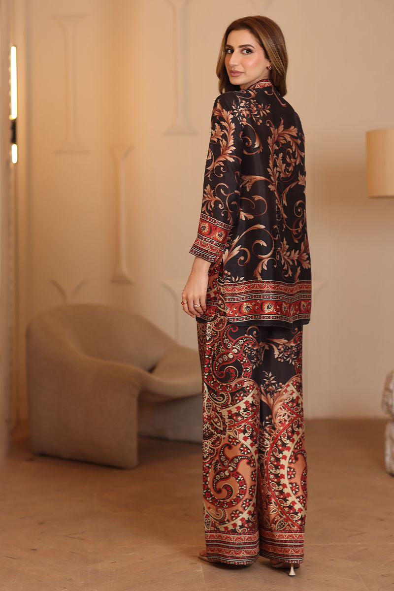 Uzma and Afsheen - Chili Silk