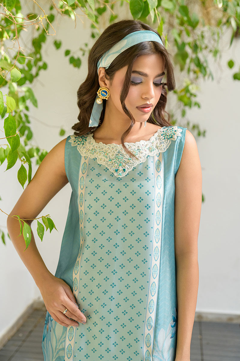 FATIMA KHAN - Teal Tropics