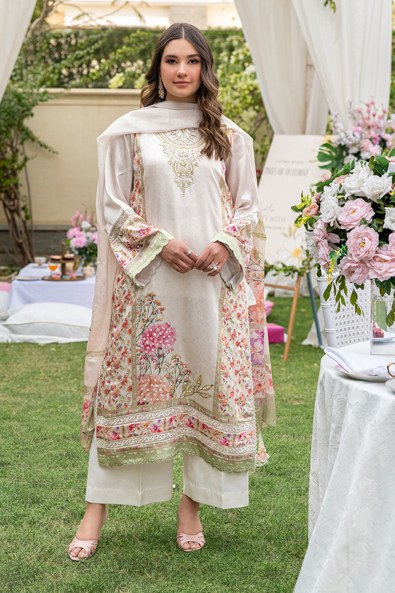 FATIMA KHAN - Mila