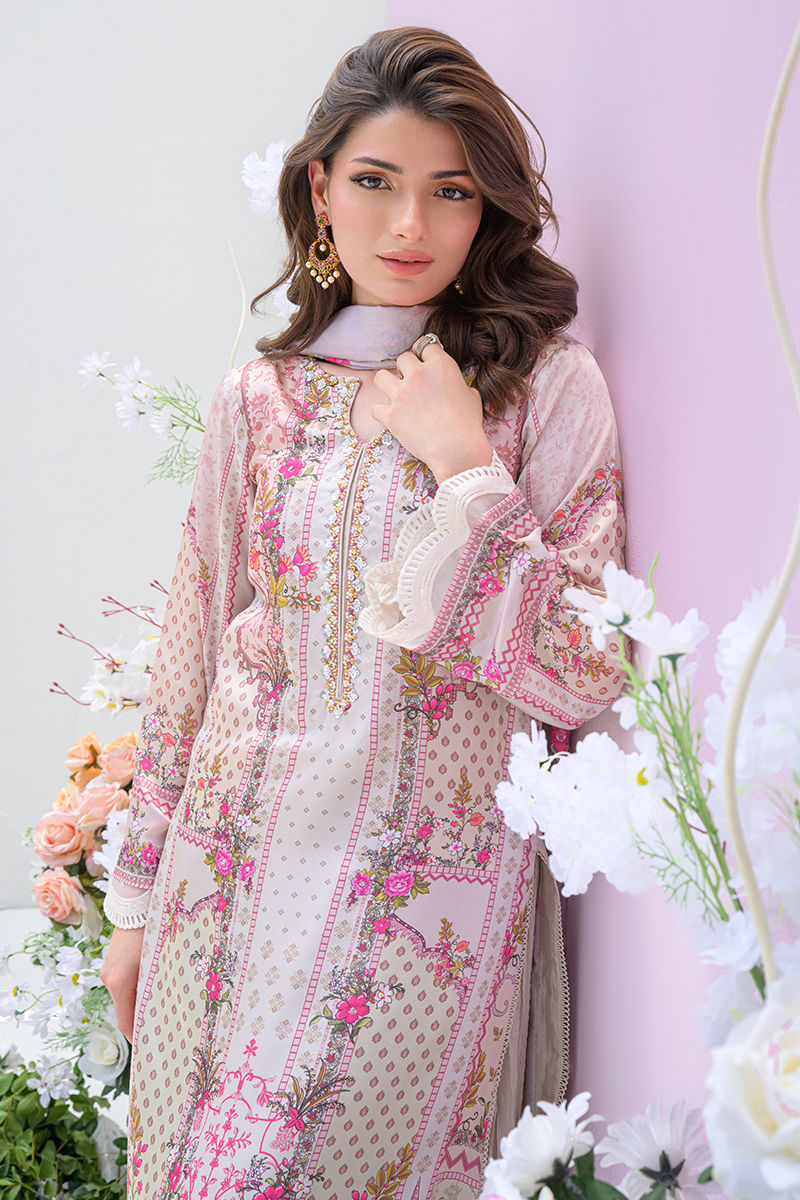 FATIMA KHAN - Floralia