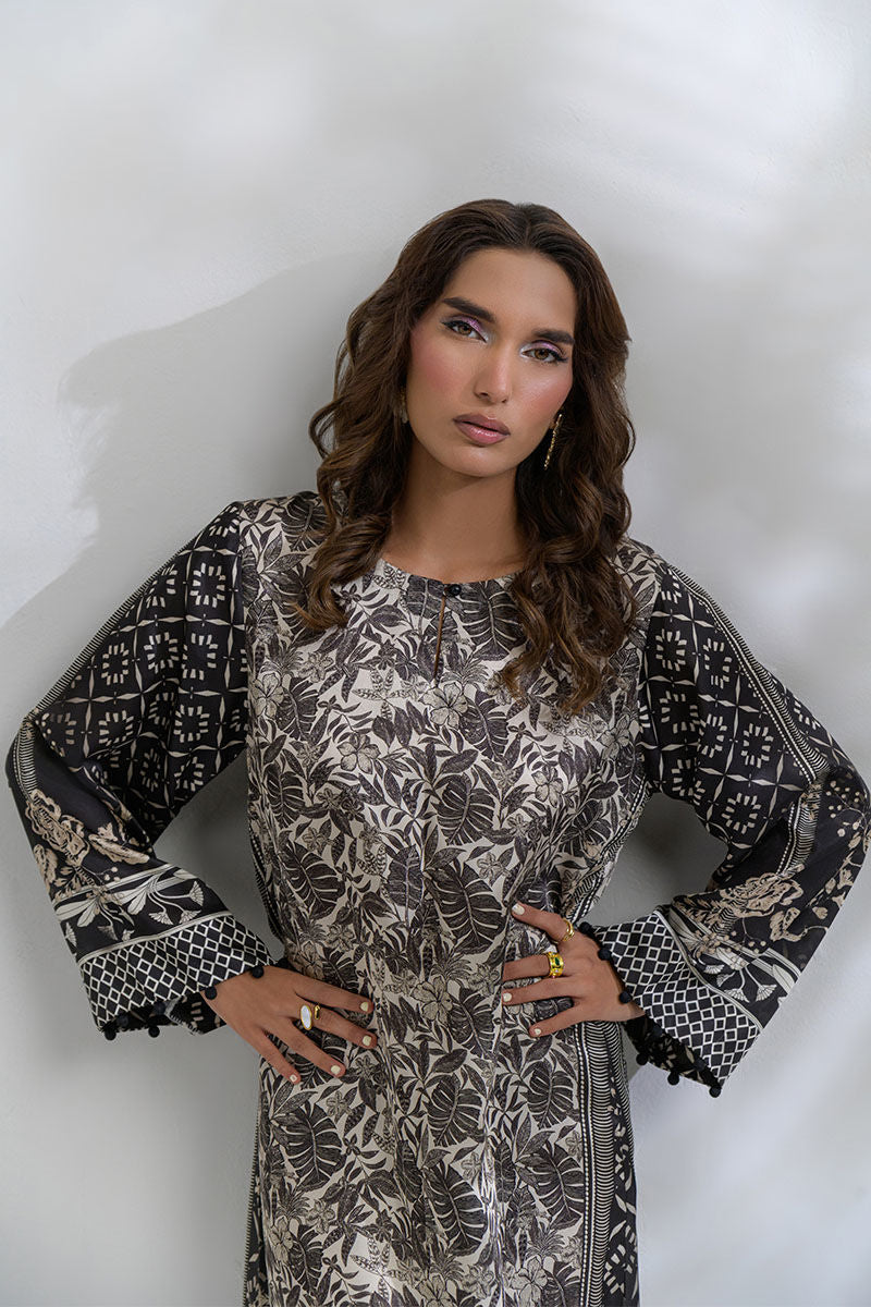 FATIMA KHAN - Monomuse