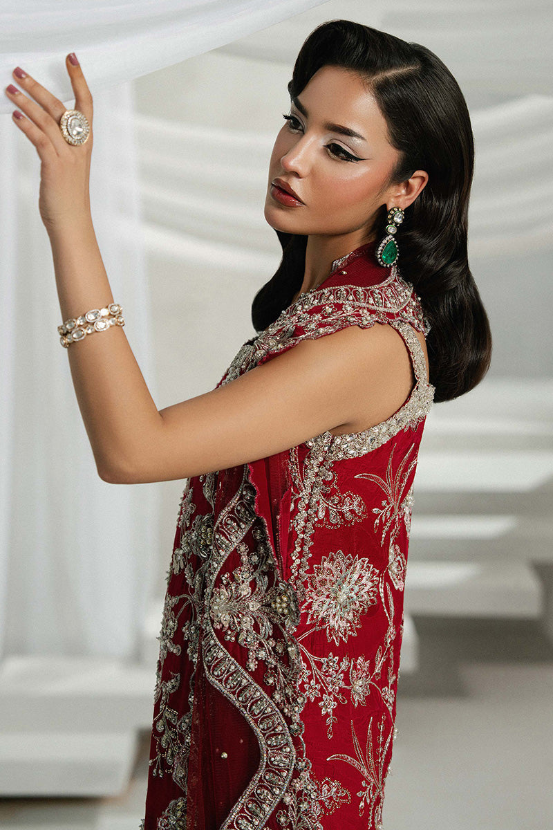 KHAKAA - Roja in Full Sleeves