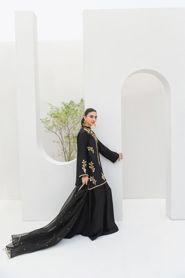 AMNA IQBAL -  Black Formal