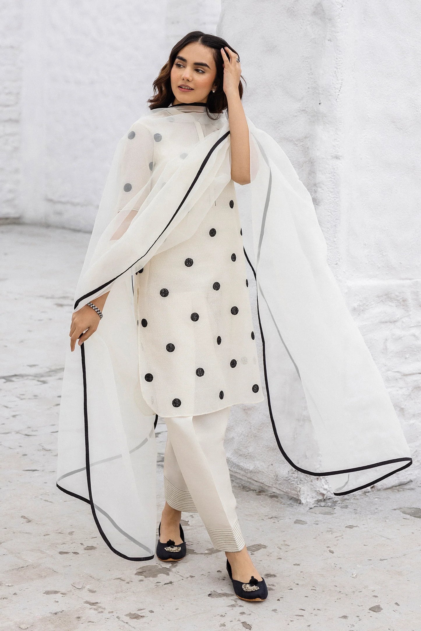 ERUM KHAN - Elara in Full Sleeves