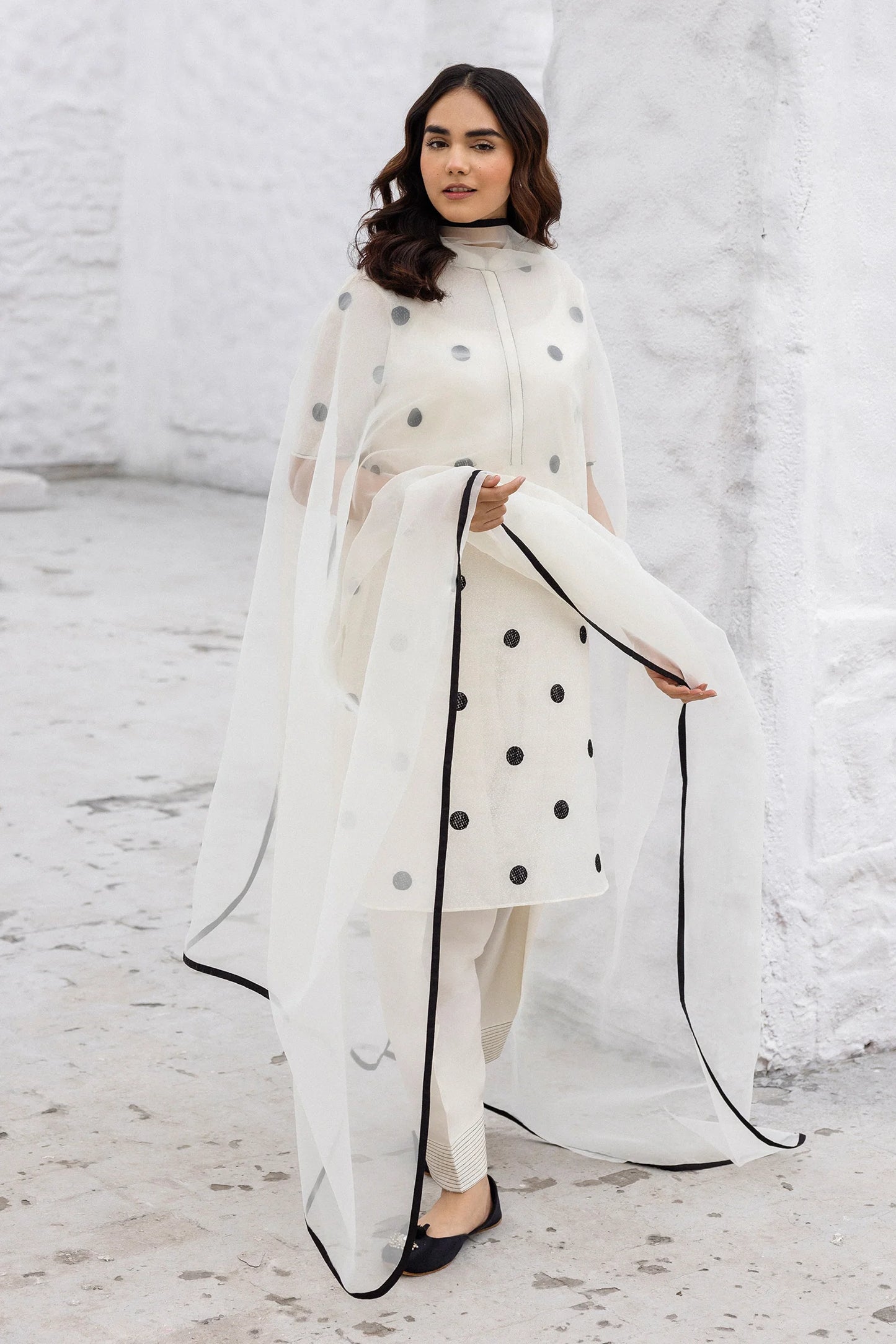 ERUM KHAN - Elara in Full Sleeves