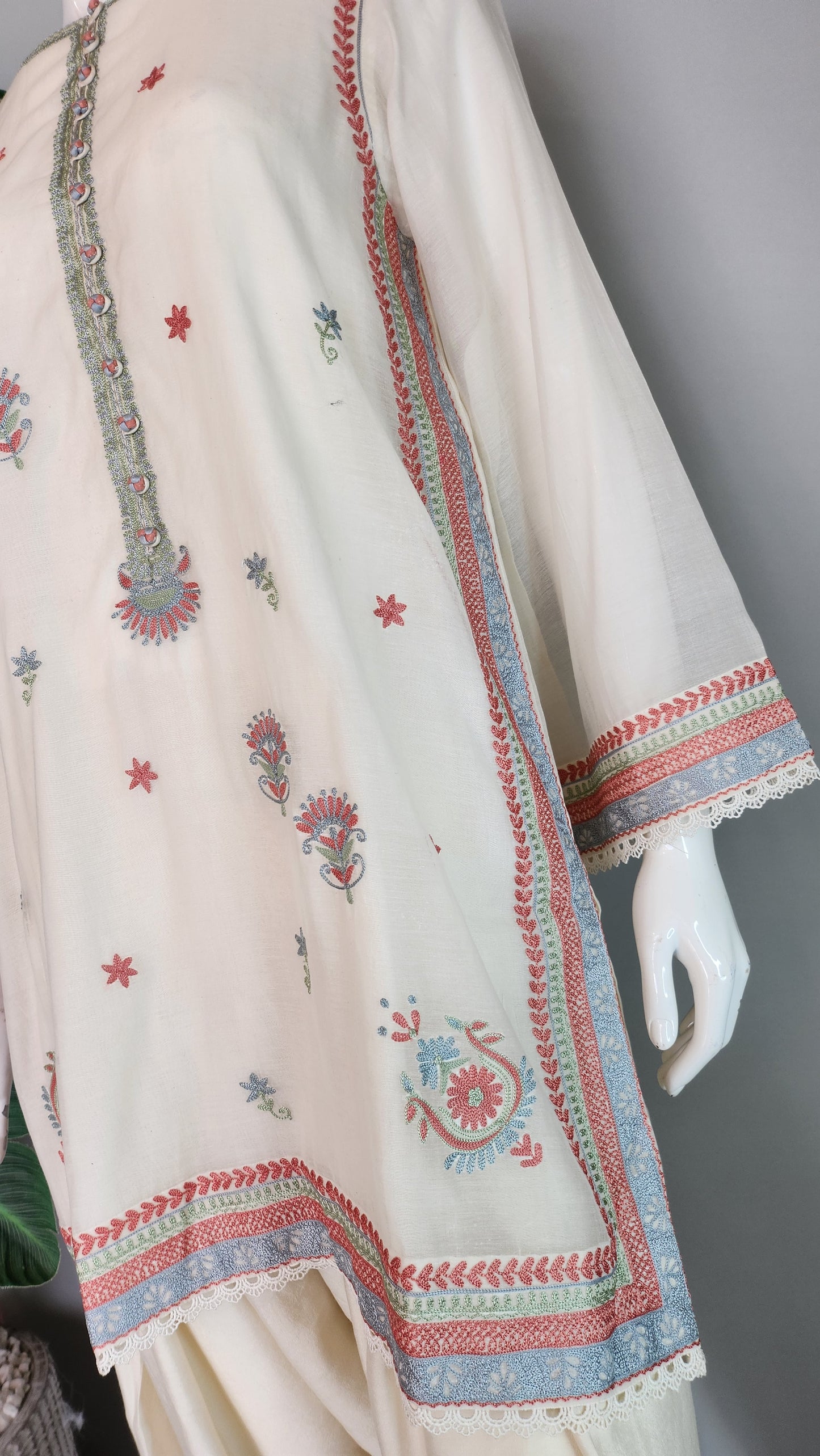 KOMAL LAKHANI - White with Aari work