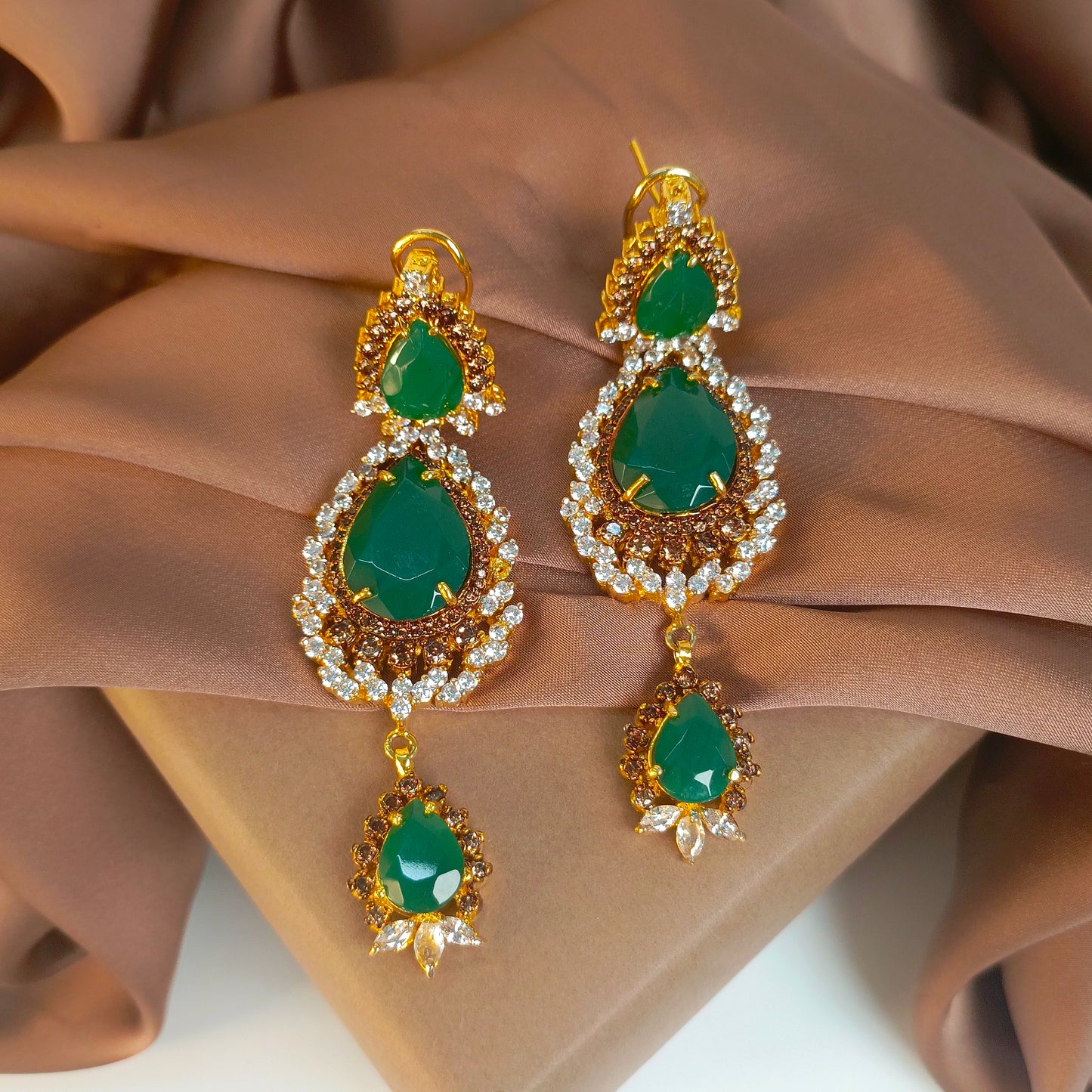 ZAHEEN KAMRAN - Emerald green Stones Earrings