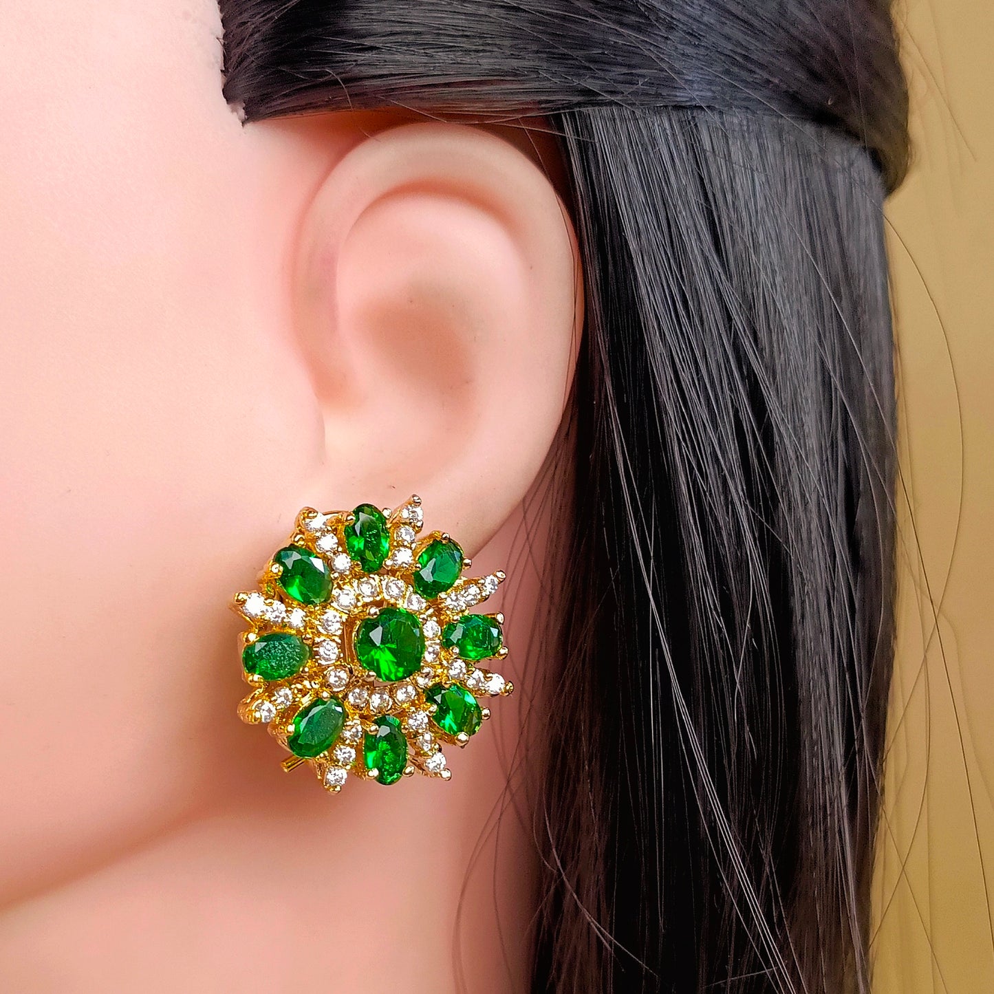 ZAHEEN KAMRAN - Green Floret Earrings