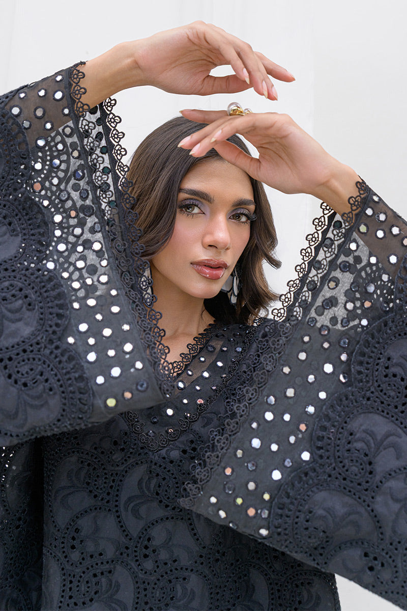 CHIC OPHICIAL - Mirror Midnight