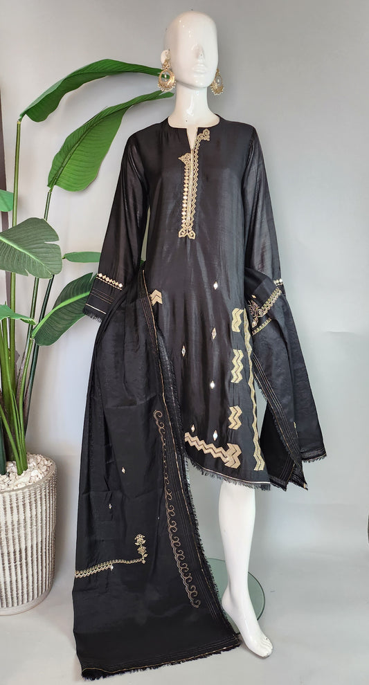 SUMAIRA KHANANI - Black Beige embroidery