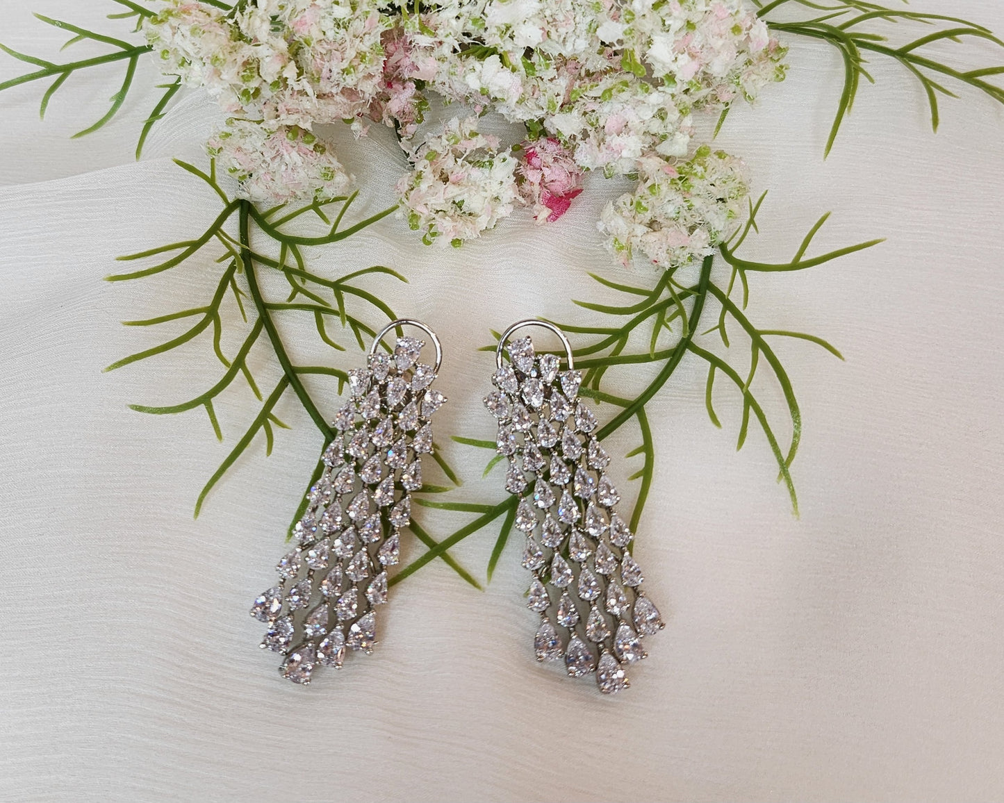 VIVINIA JEWELRY - Zircon diamond dangler Earrings