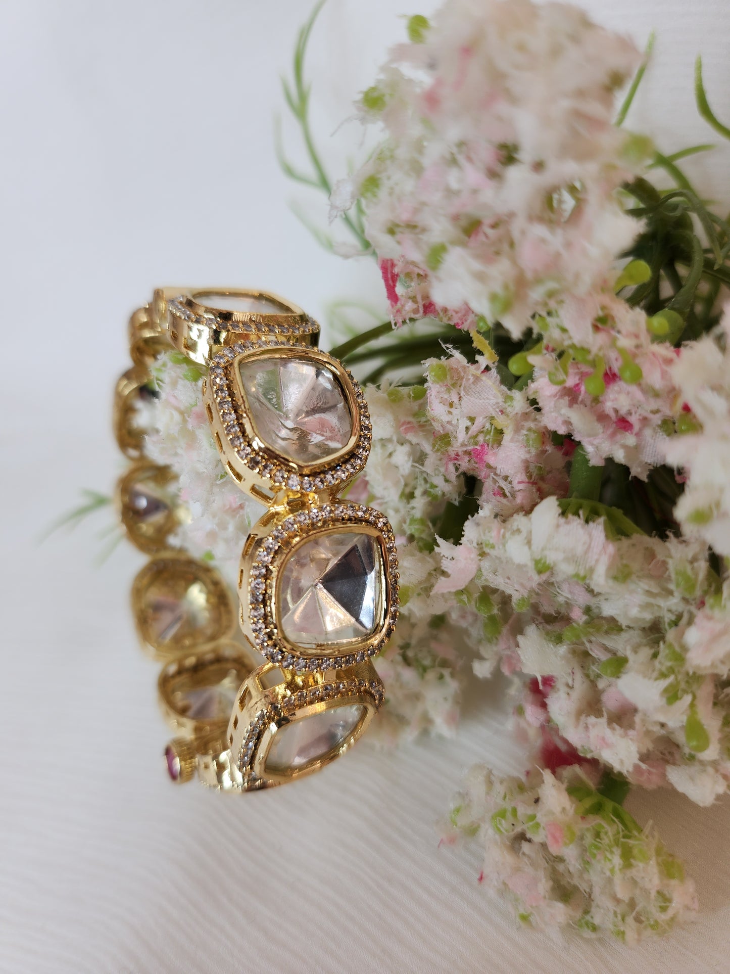 VIVINIA JEWELRY - Kundan Bangles