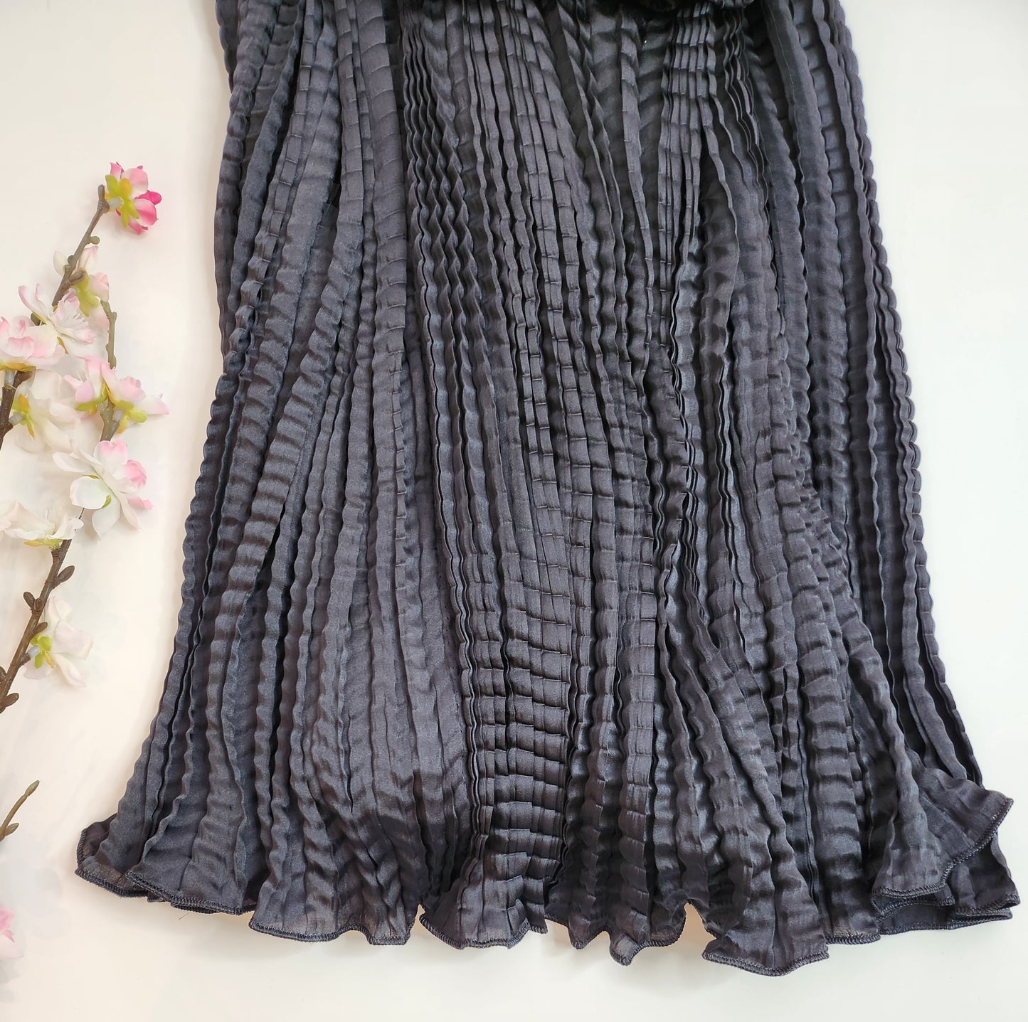 SABEEN MANEKIA - Black- Crushed Cullotes