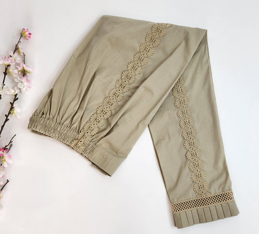 ANAM AHKLAQ - Beige cotton straight Pant