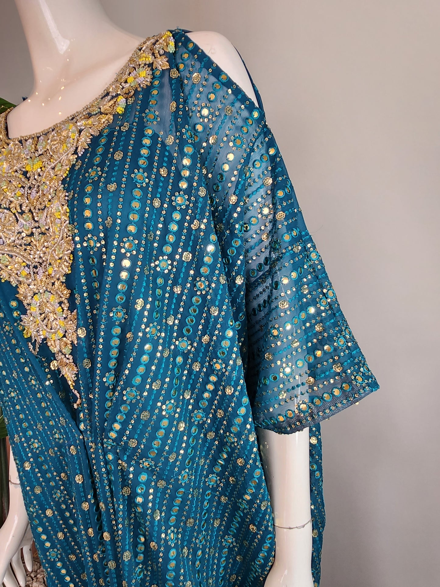 HOUSE OF REINA - Teal Chikan Kari Kaftan