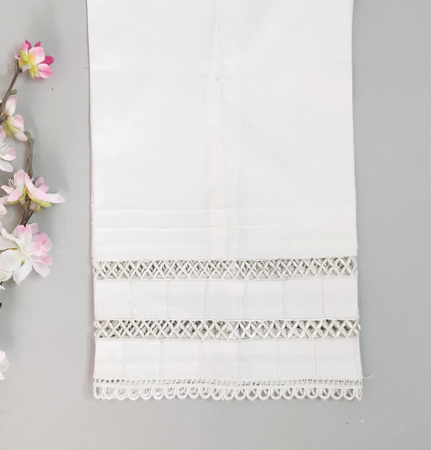 SABEEN MANEKIA - Offwhite Pants with crisscross lace