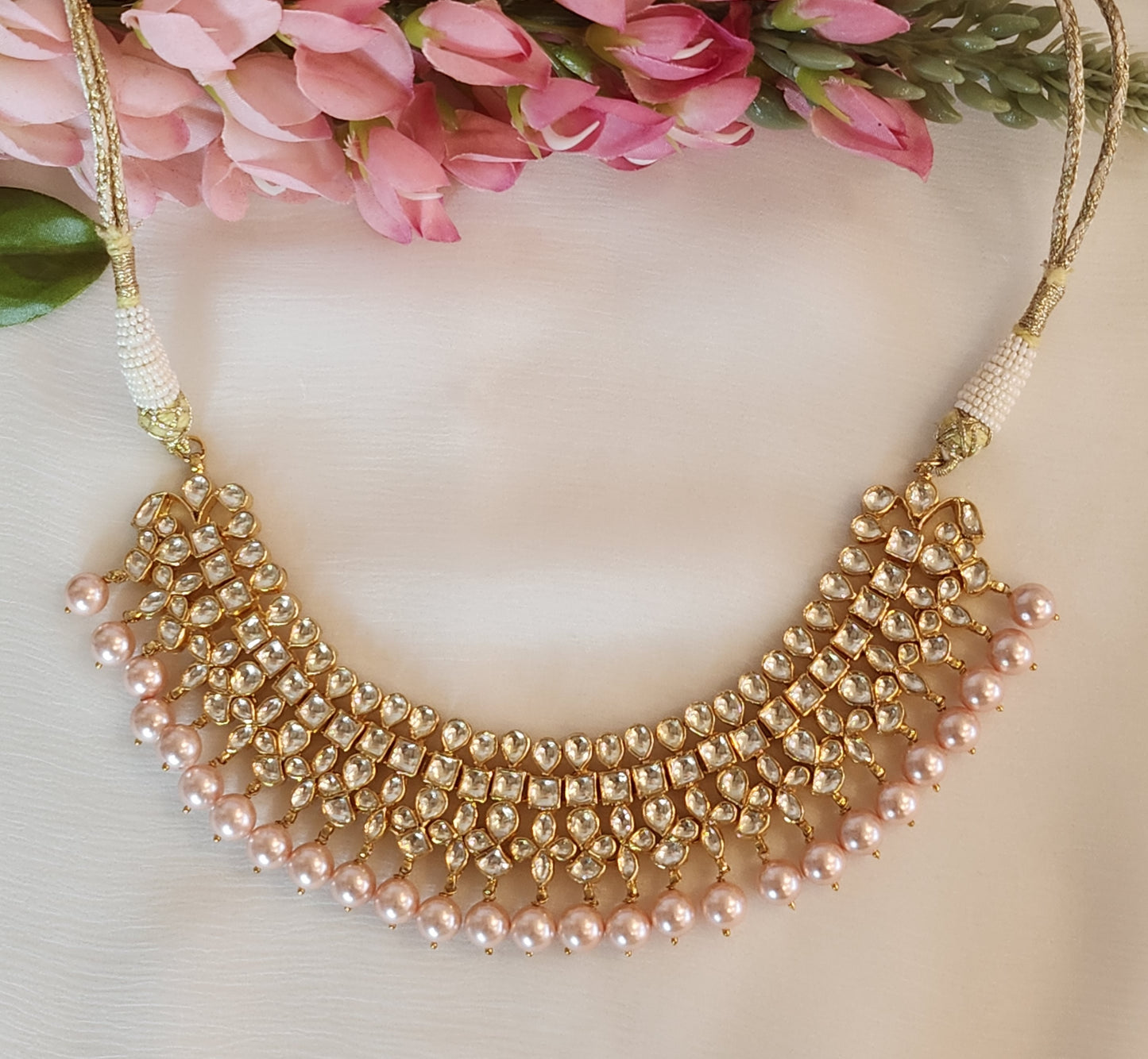VINANTI MANJI JEWELRY - Kundan Necklace with Pink Pearl