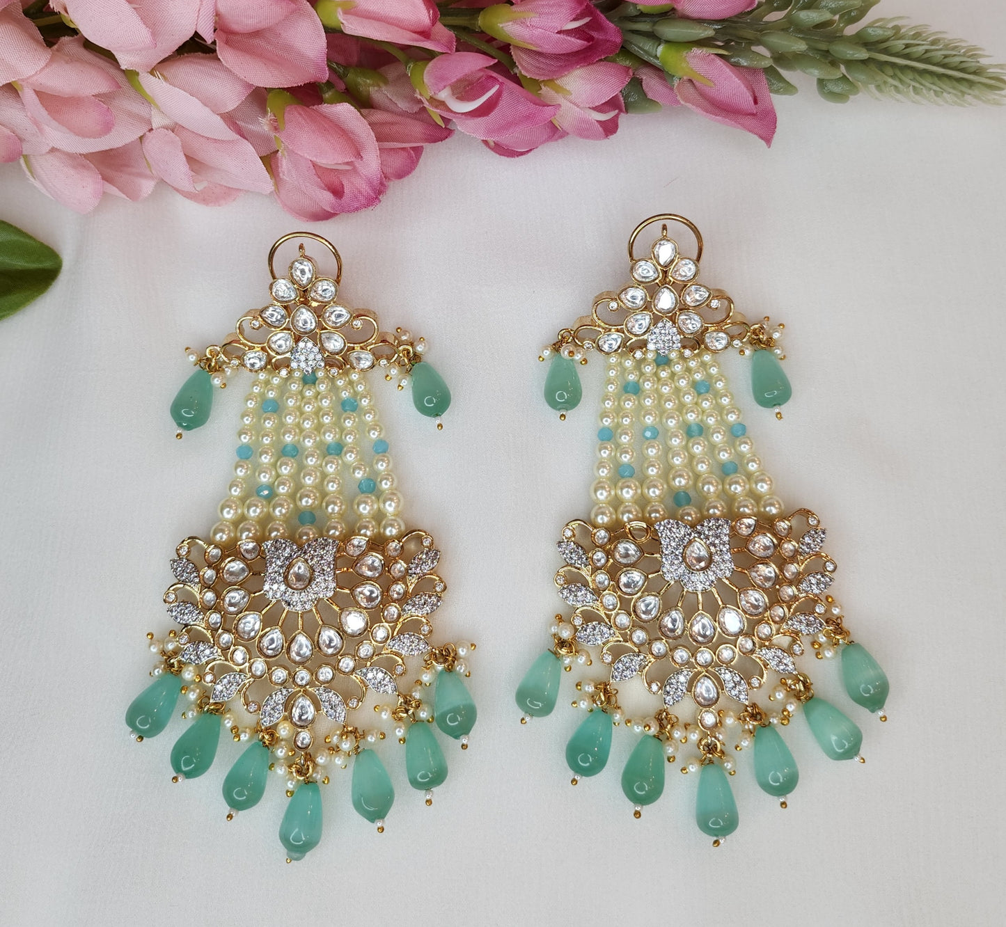 THE BUTTERFLY EFFECT - Chandelier turquoise earrings