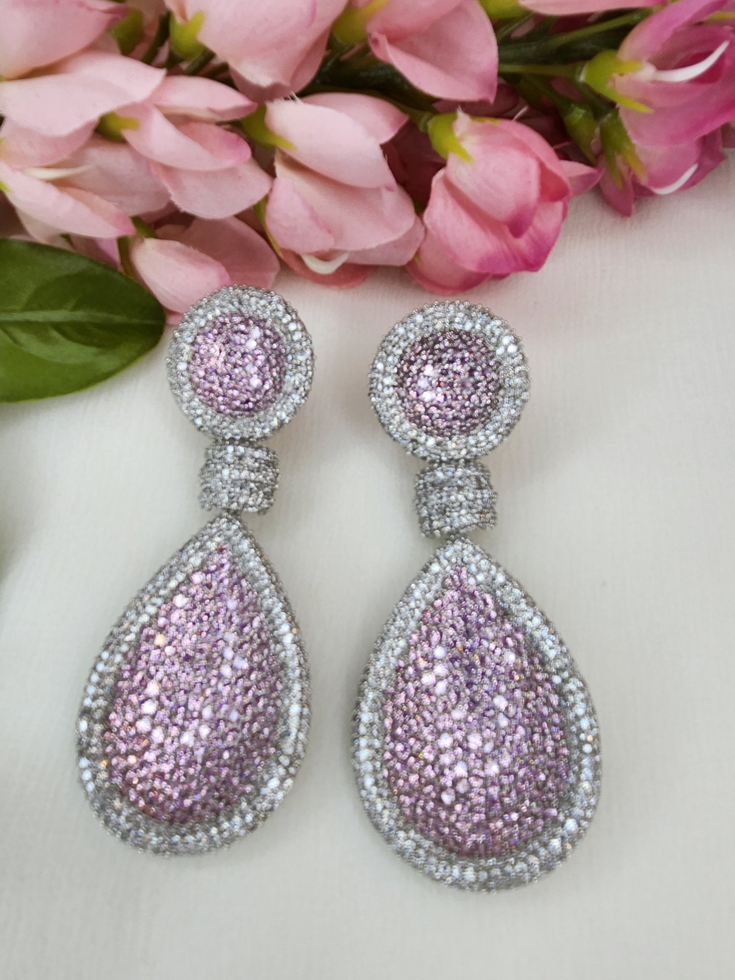THE BUTTERFLY EFFECT - Oval Shape Pink earrings