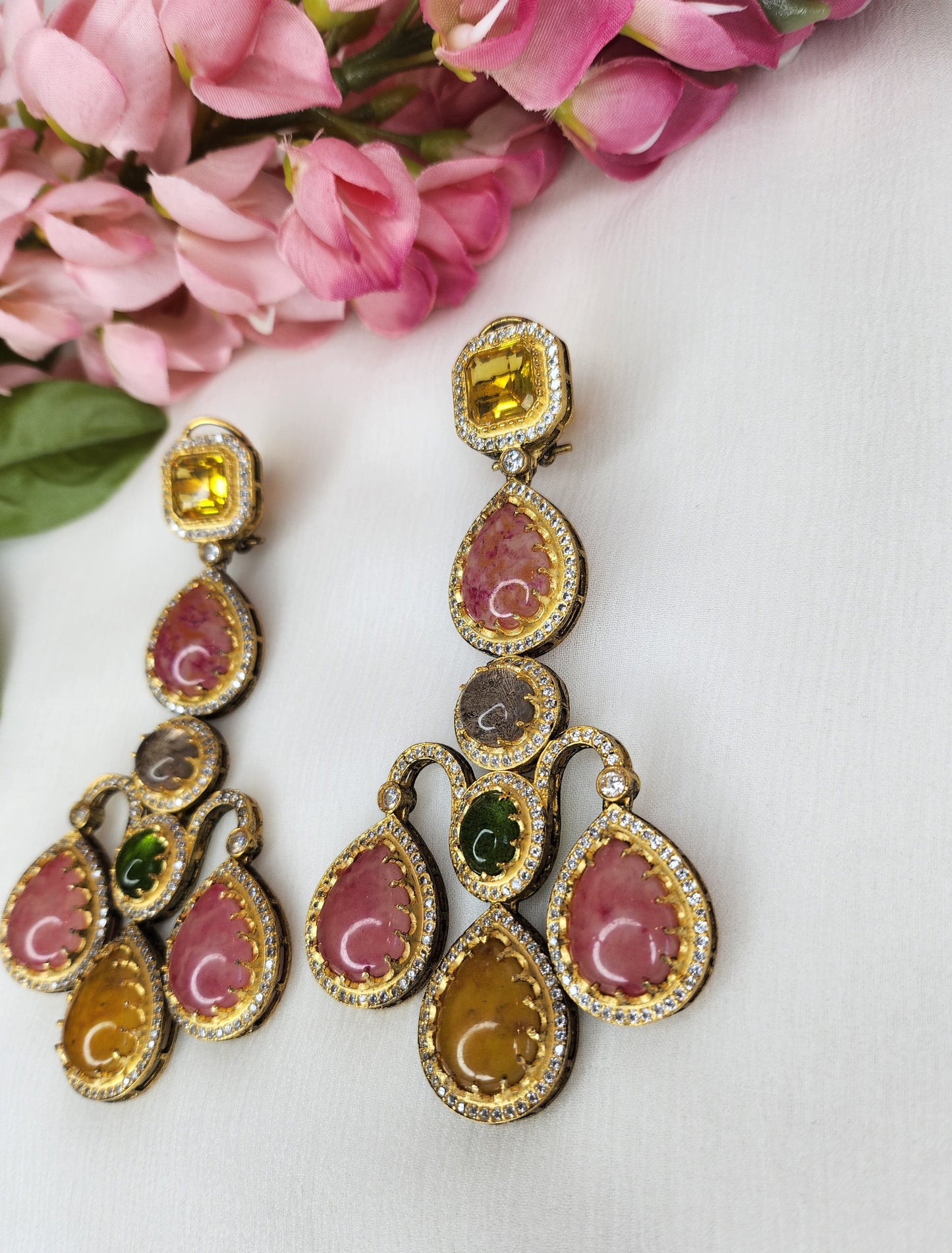 THE BUTTERFLY EFFECT - Multi-color Chandelier earrings