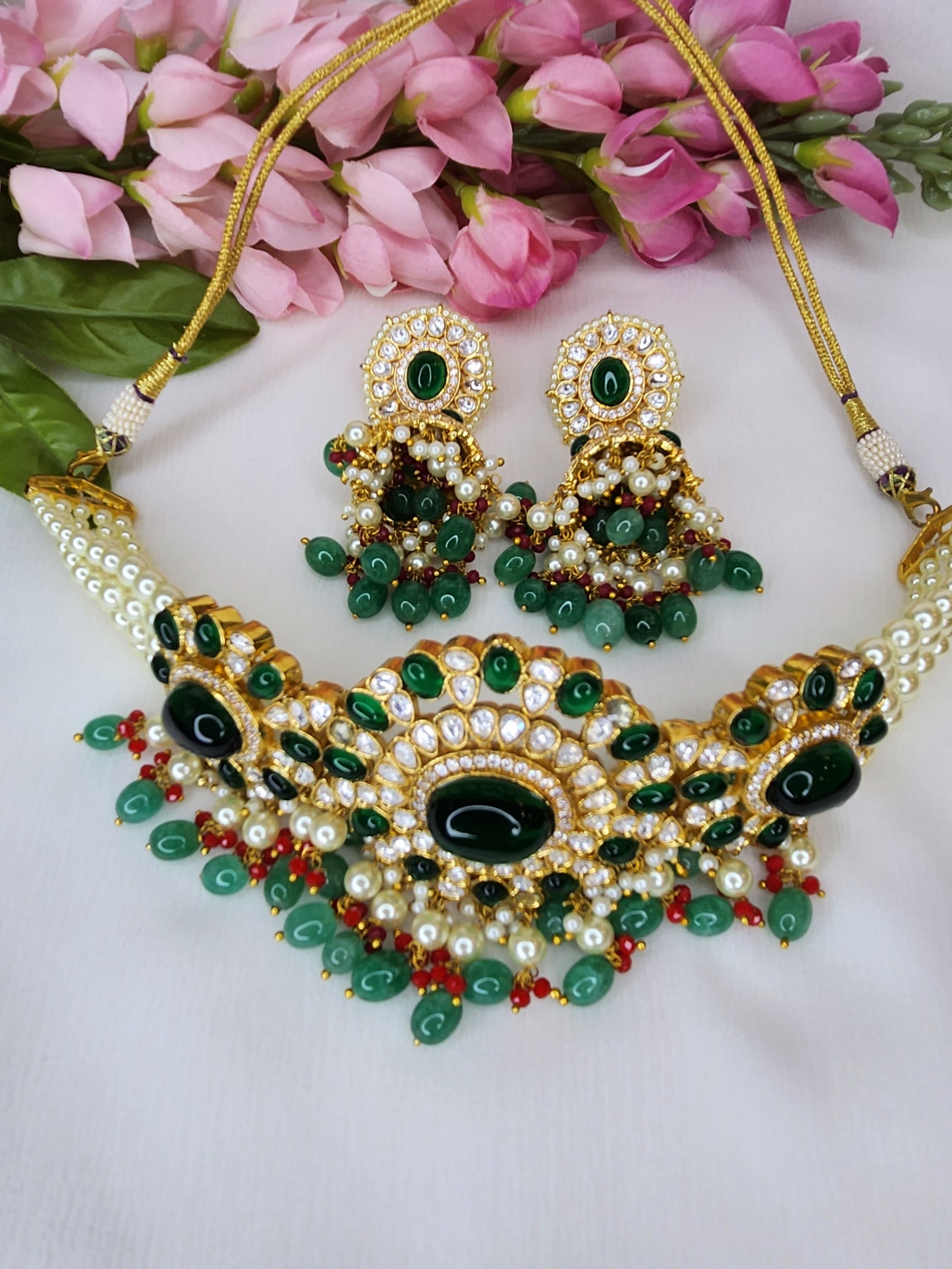 THE BUTTERFLY EFFECT - Green Set necklace and earring