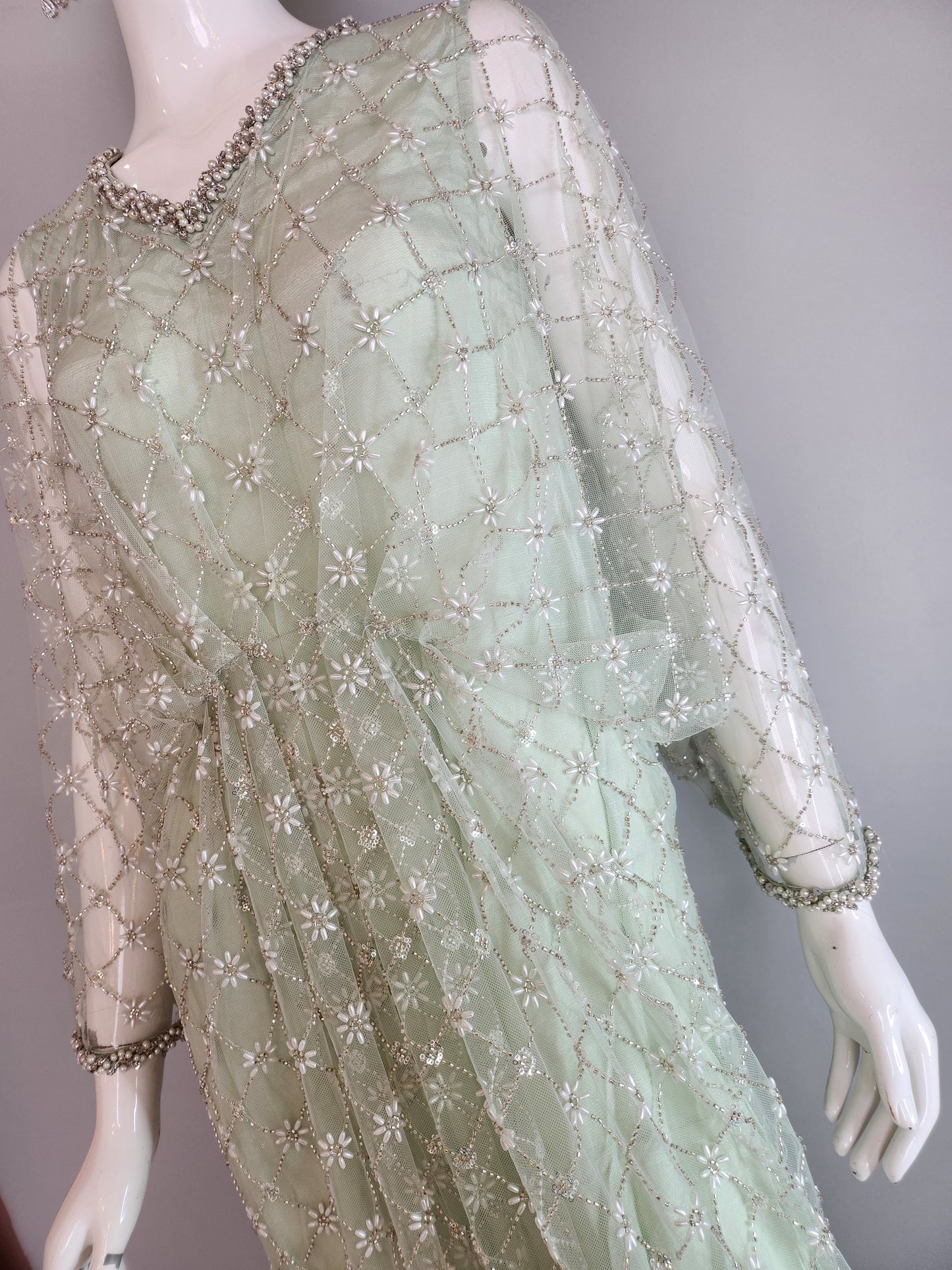 THREADS AND MOTIFS - Light Green Crisscross Beads Kaftan