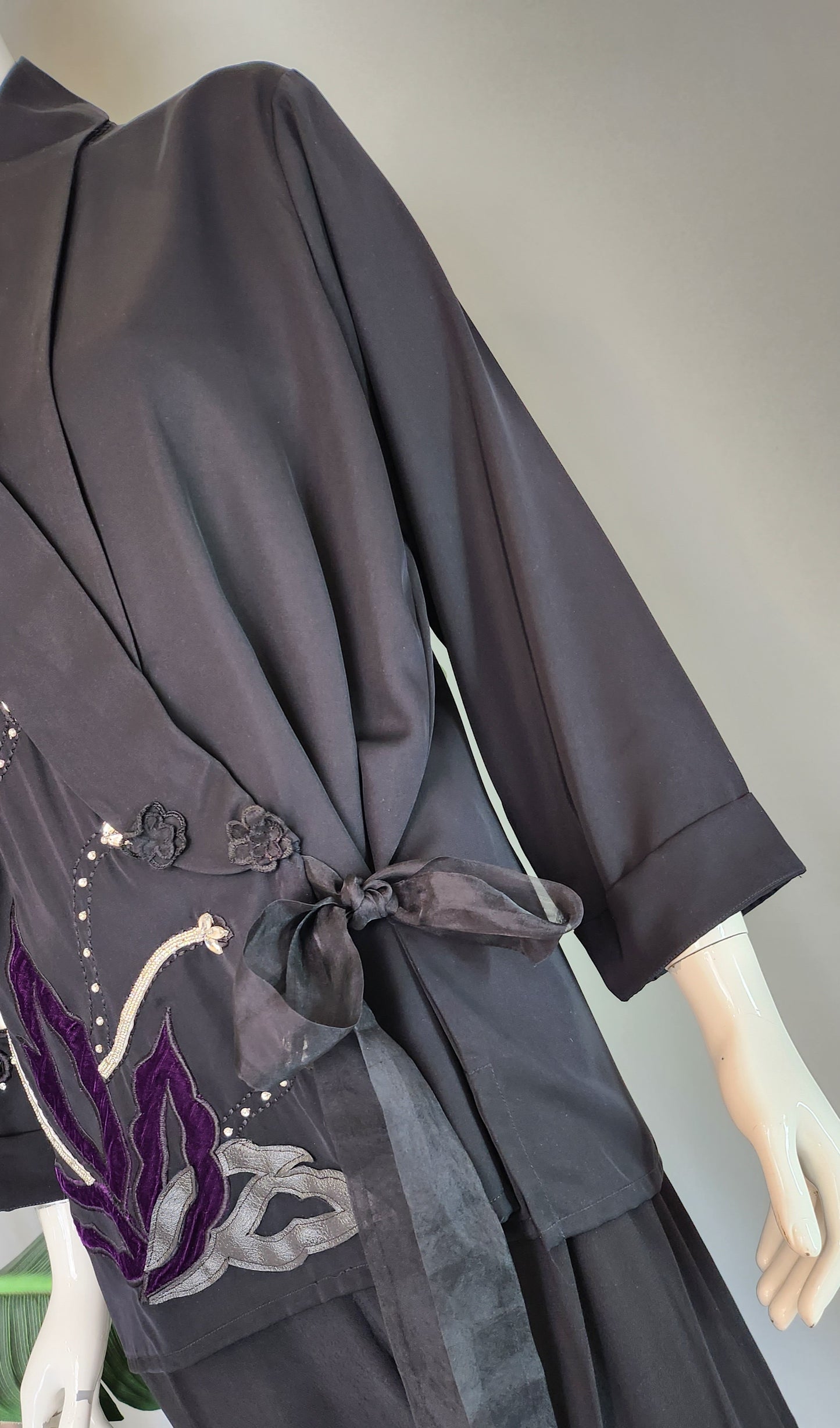 FARAH ZUBAIR - Black Georgette