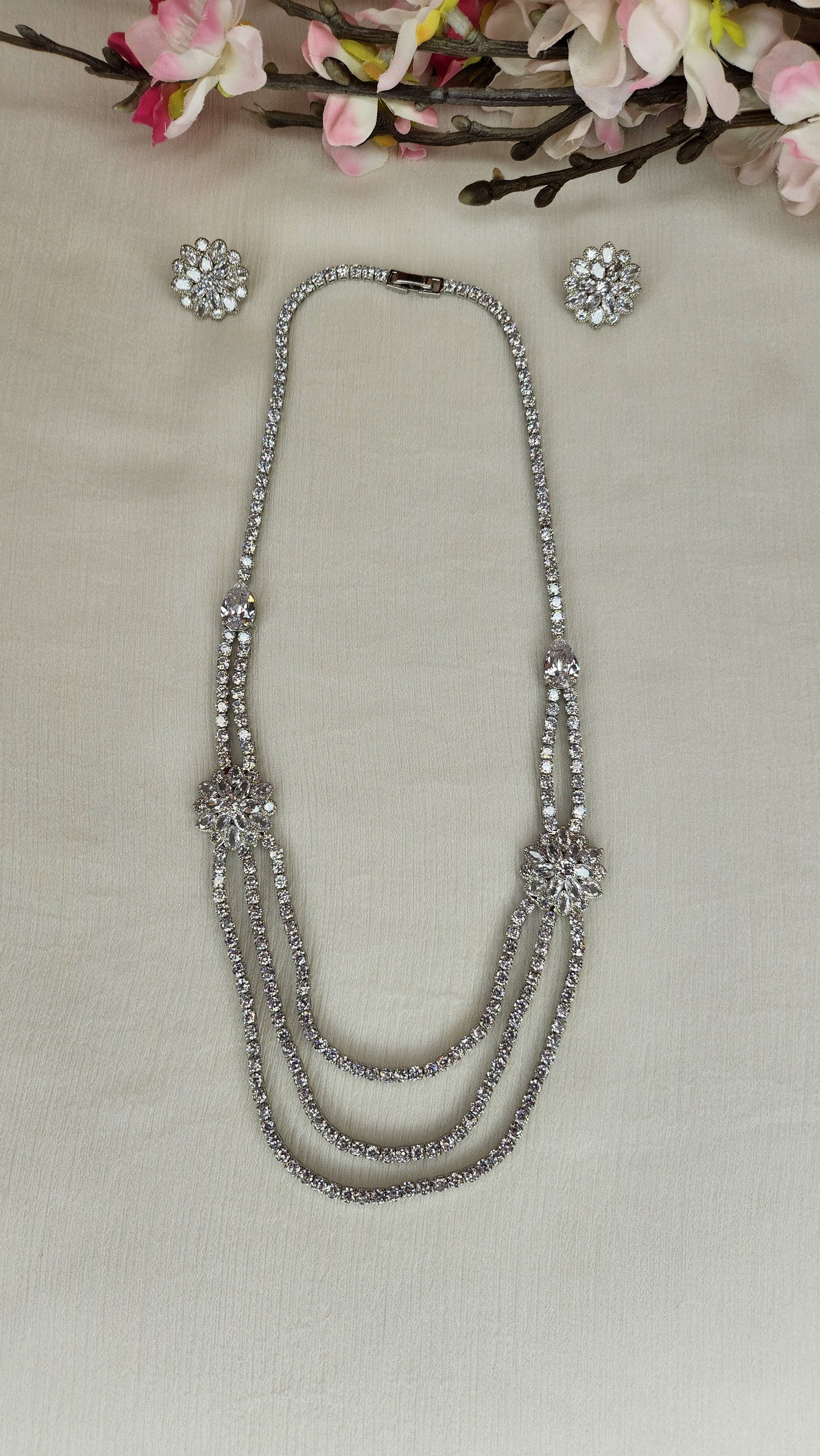 ZAHEEN KAMRAN - Silver Set