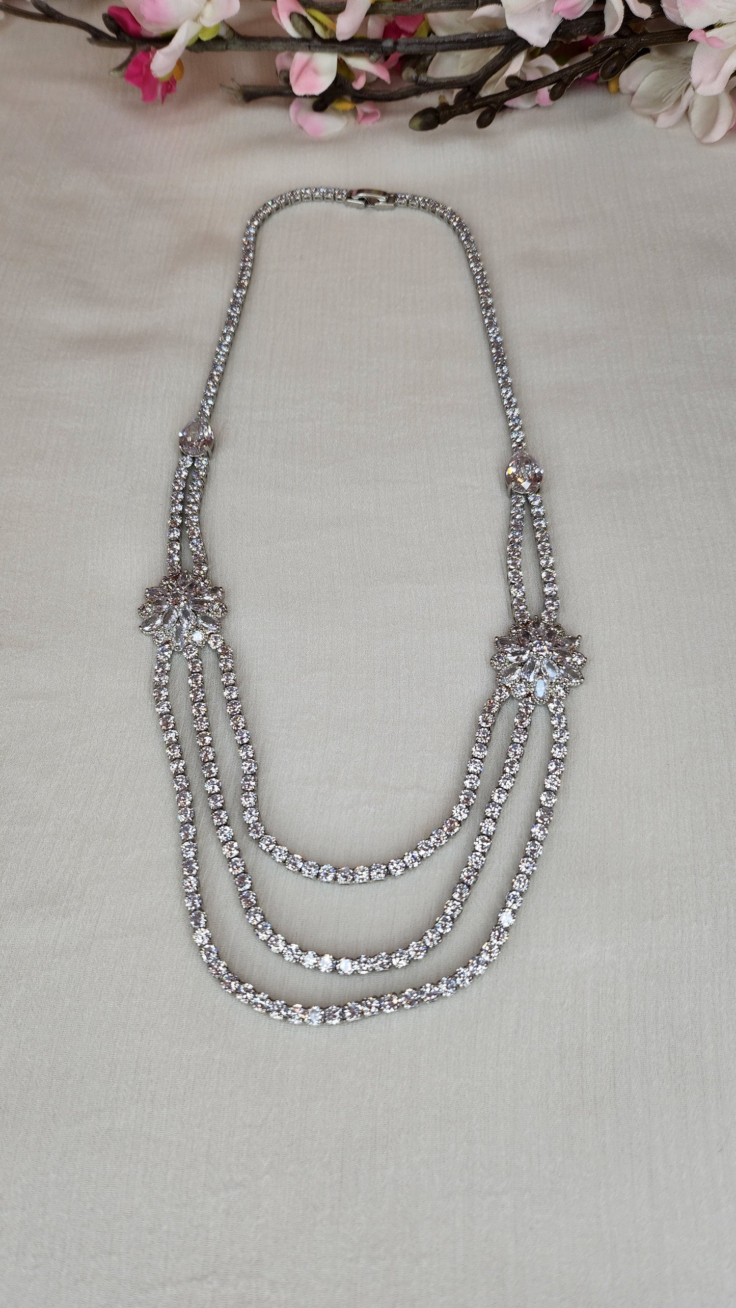 ZAHEEN KAMRAN - Silver Set