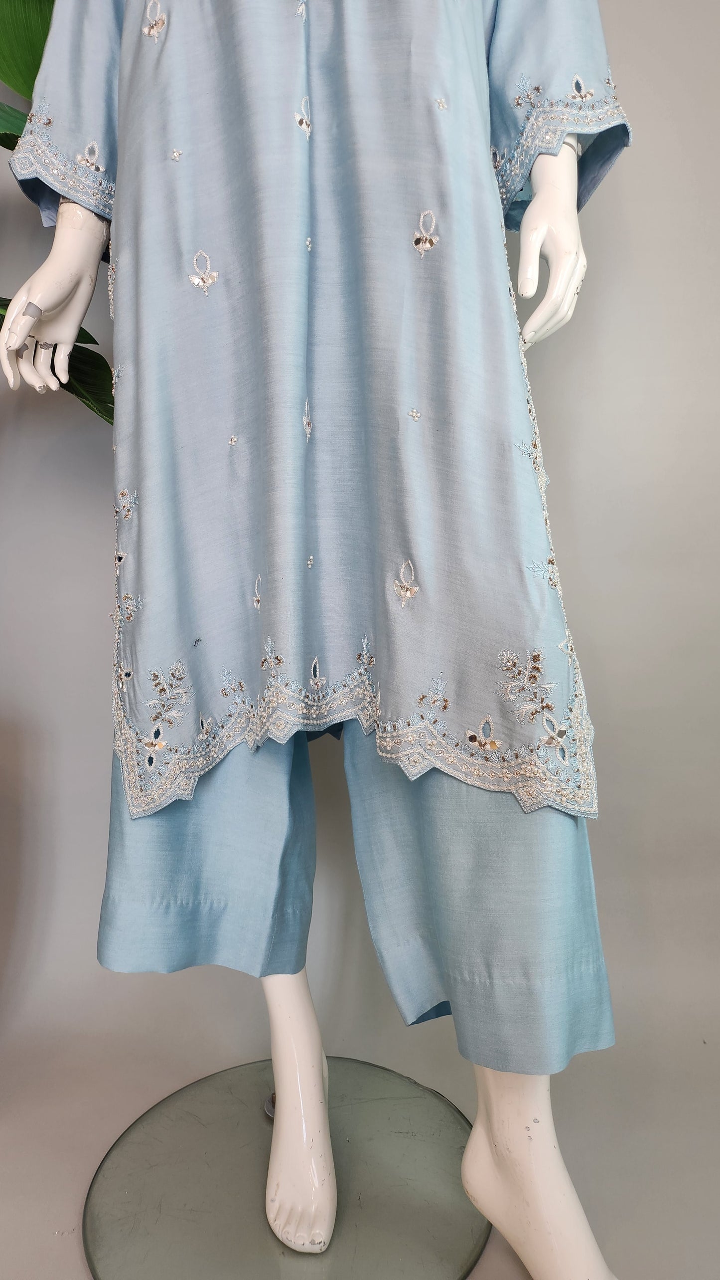 SEEMA IFTIKHAR - Blue Beaded work
