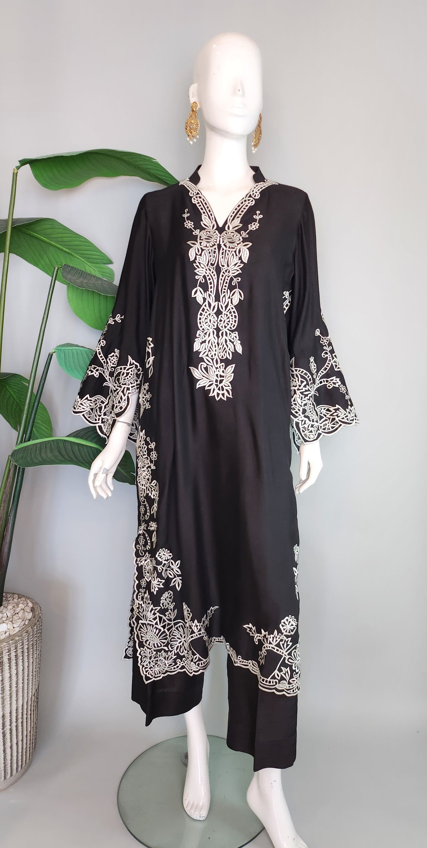 SEEMA IFTIKHAR - Black with white emboidery work