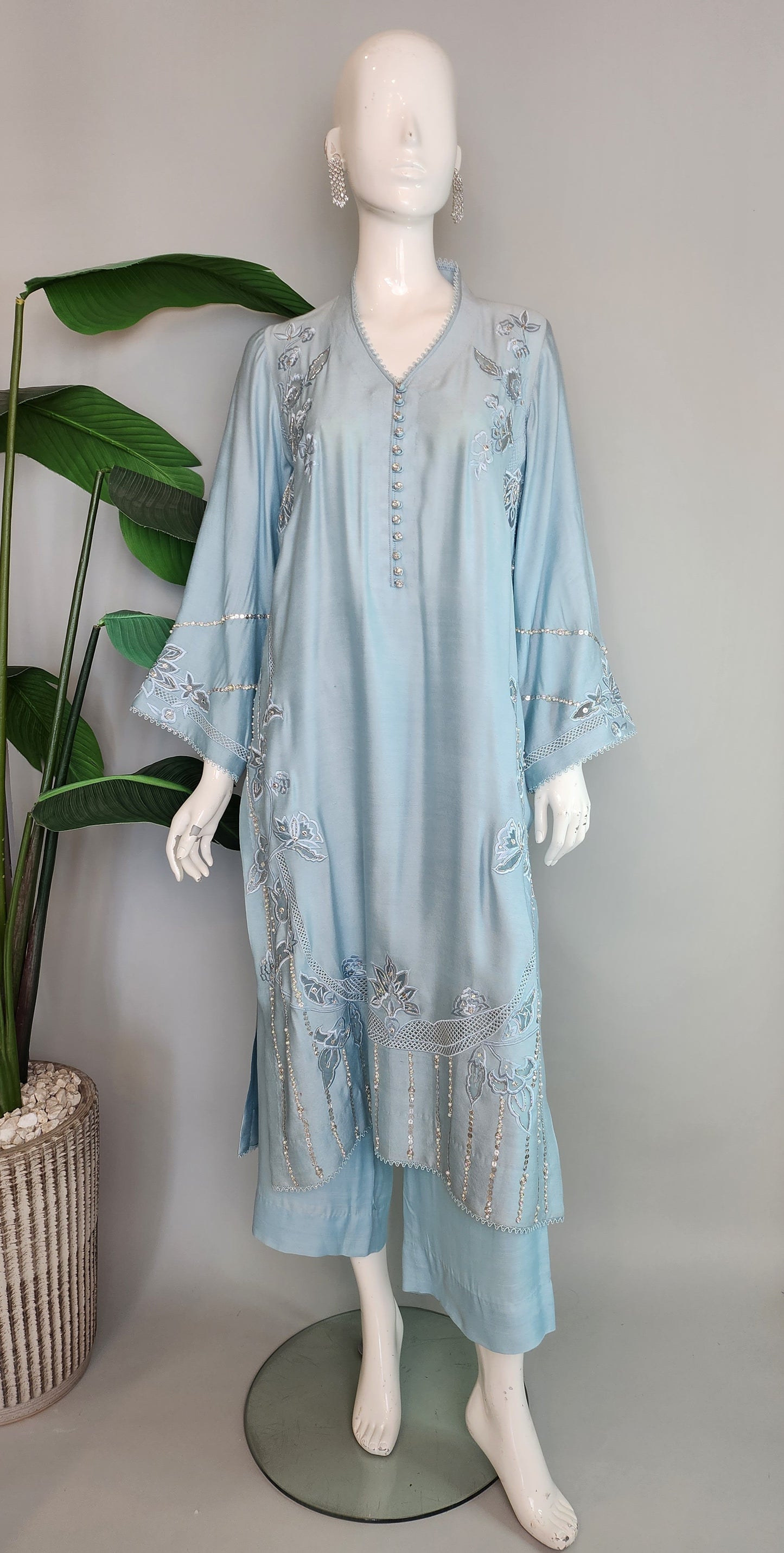 SEEMA IFTIKHAR - Ice Blue