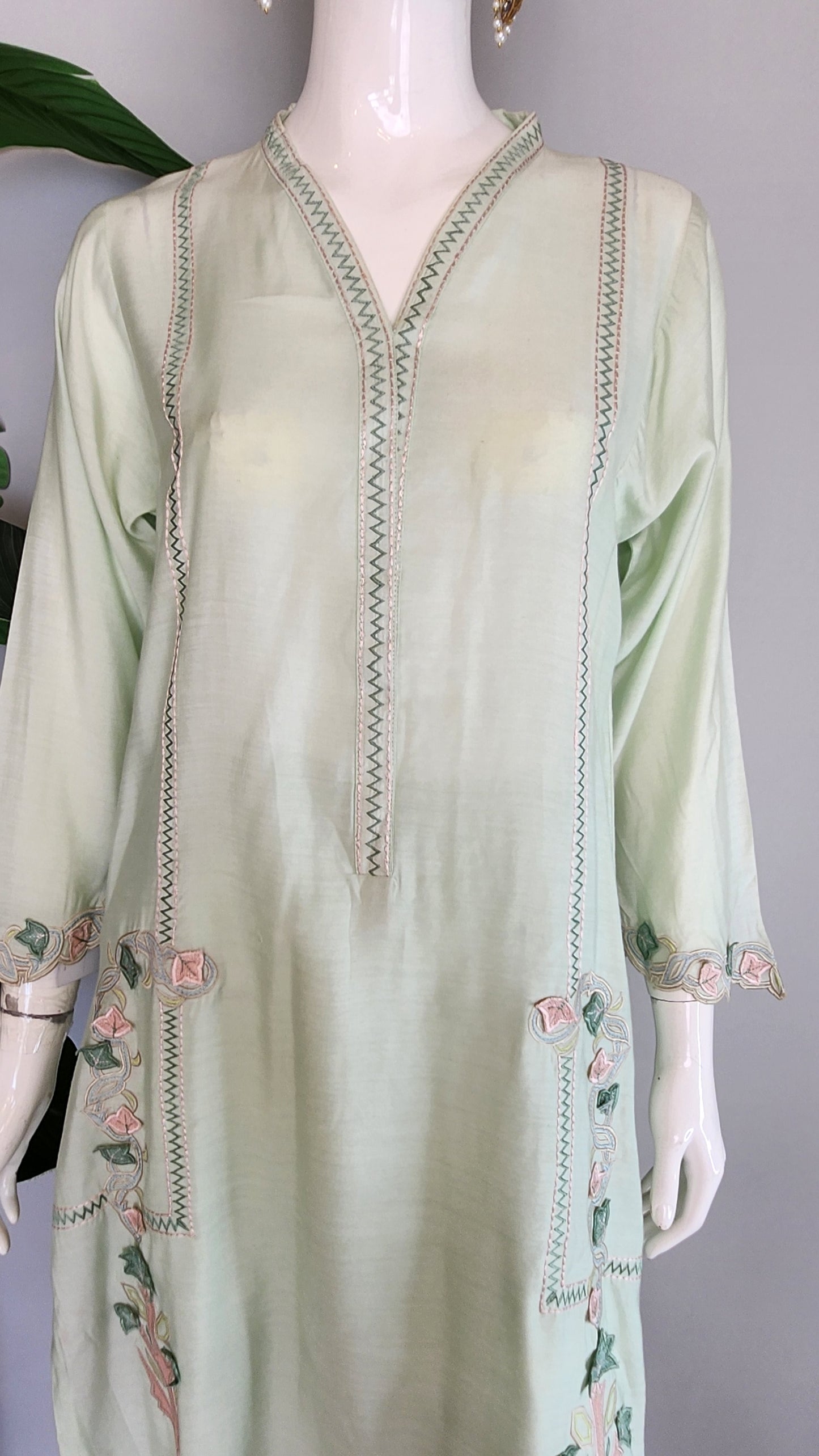 KOMAL LAKHANI - Mint Green Khadisilk