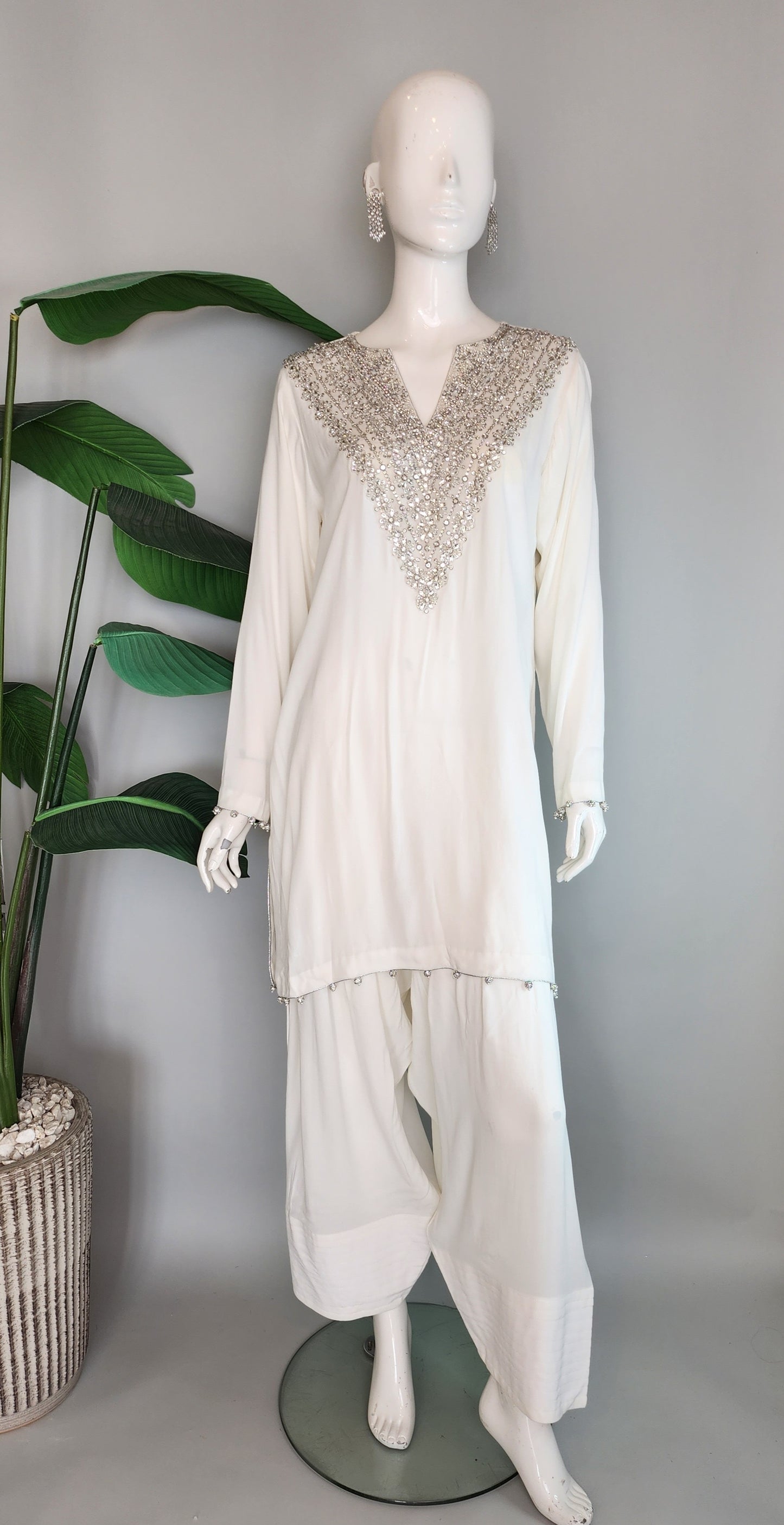 MARIA RAO - White Farshi Suit