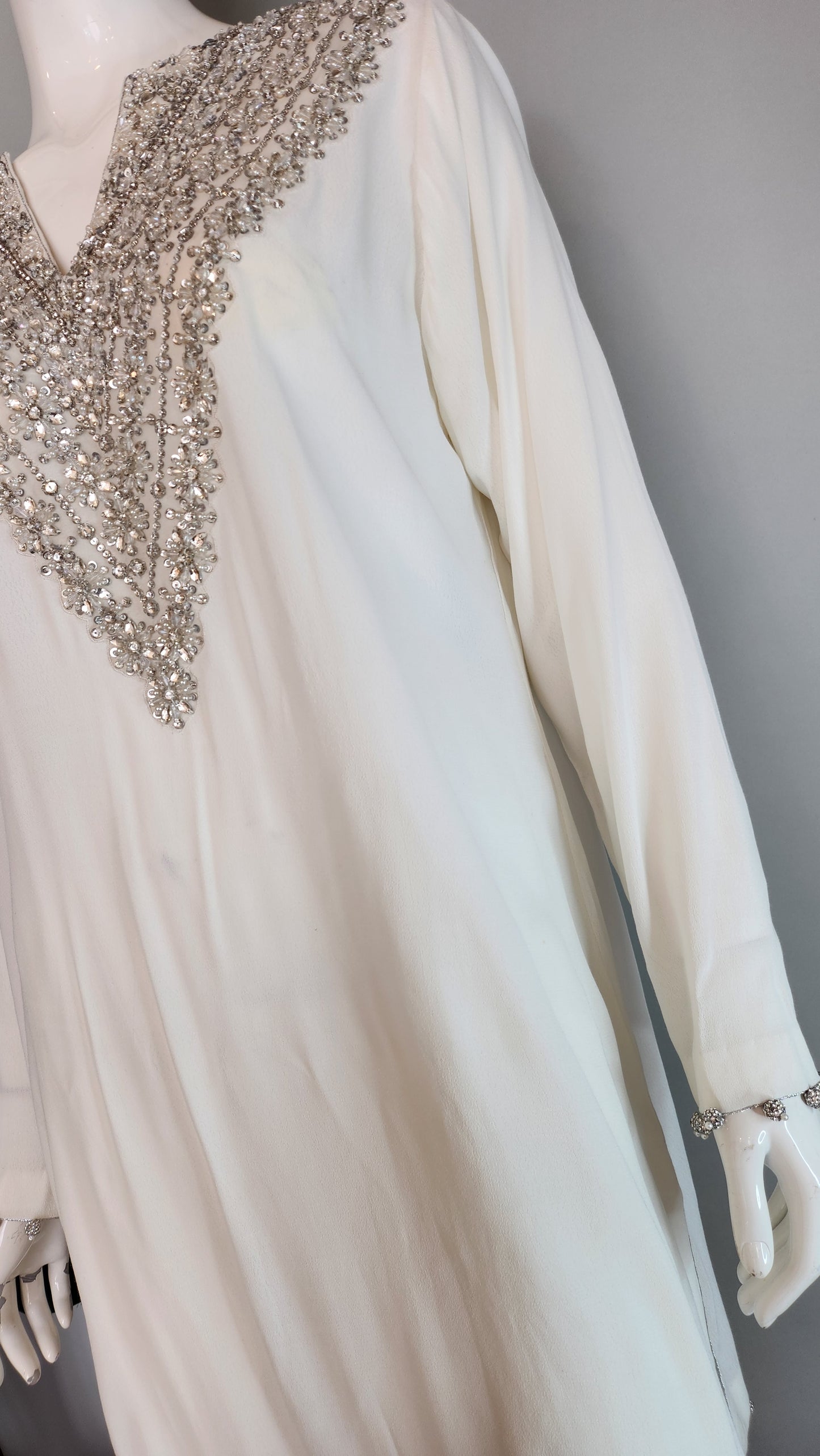 MARIA RAO - White Farshi Suit