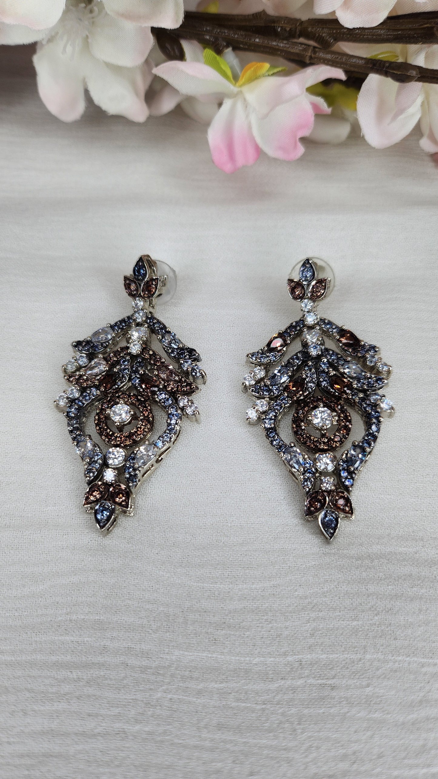 ZAHEEN KAMRAN- Zircone Brown Earrings