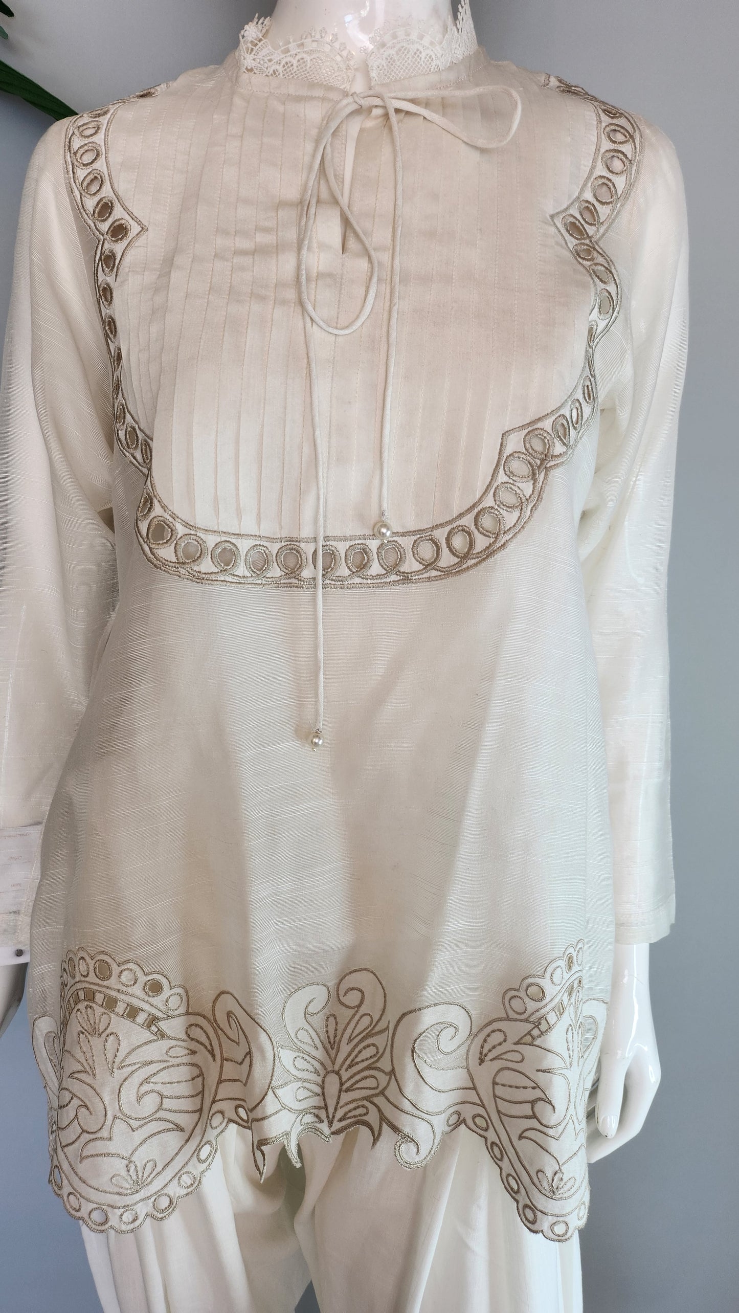 ALEENA FAREENA - White Organza Pleated Neck