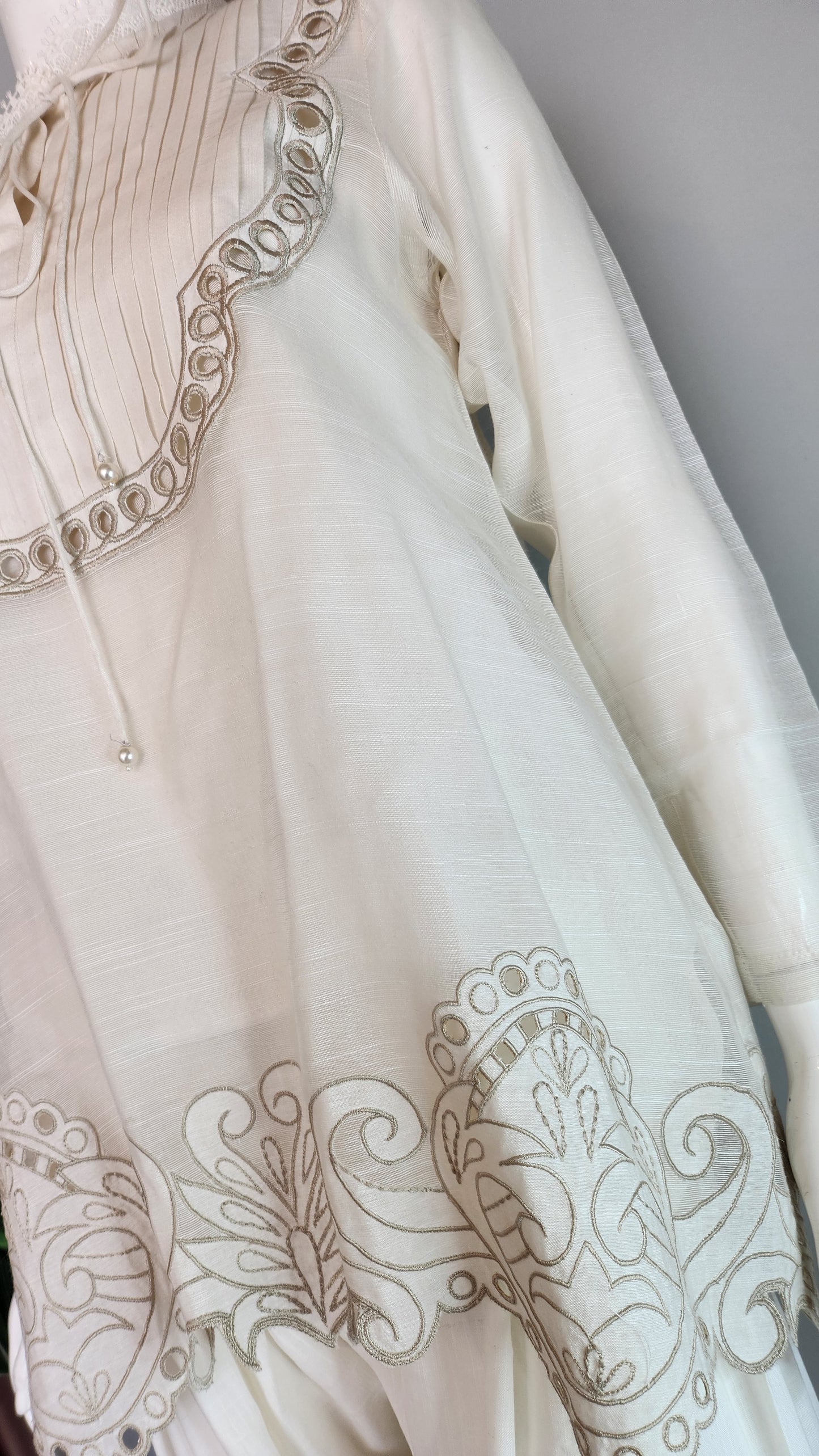 ALEENA FAREENA - White Organza Pleated Neck