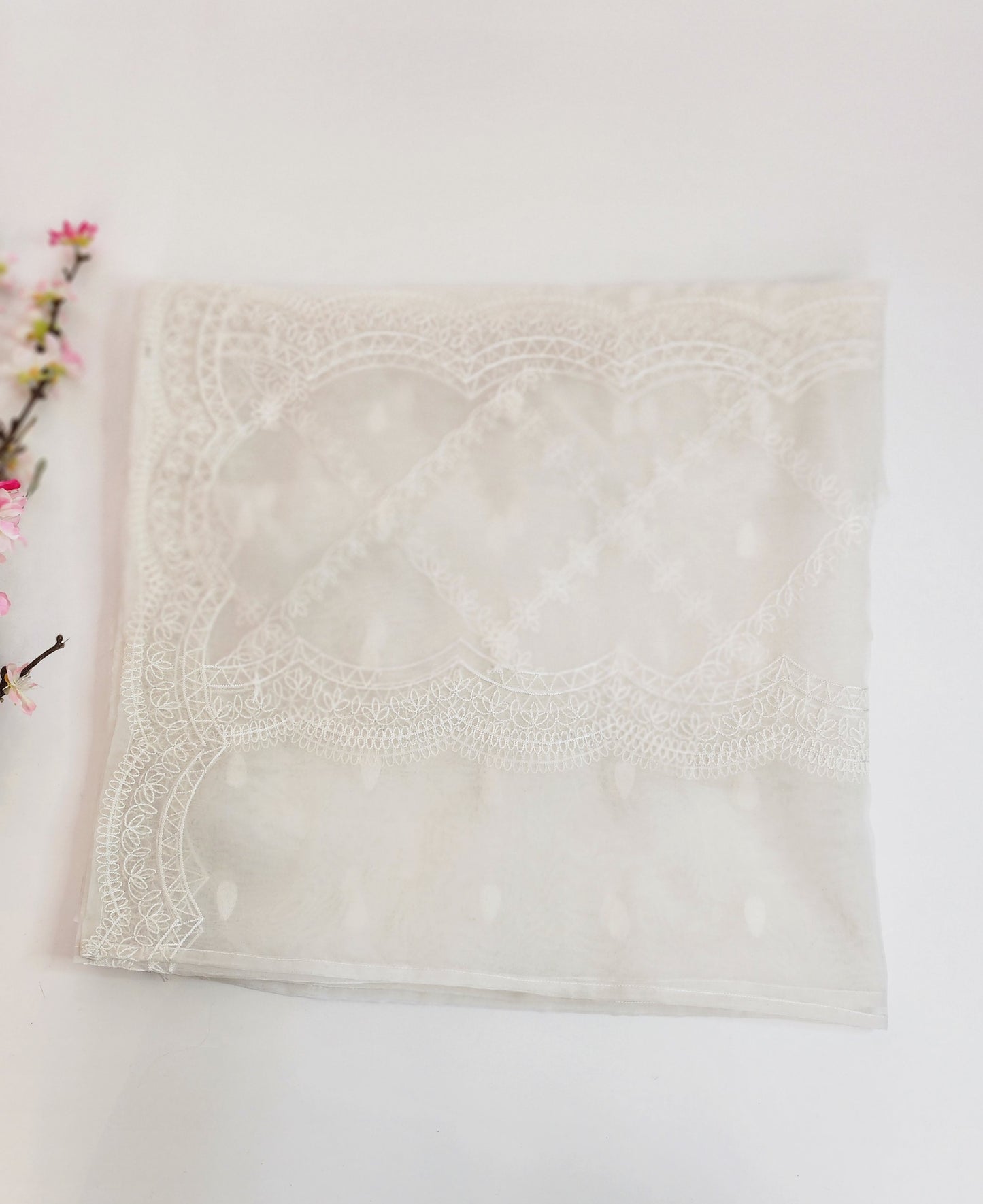 SABEEN MANEKIA - White- Organza Scallop Dupatta