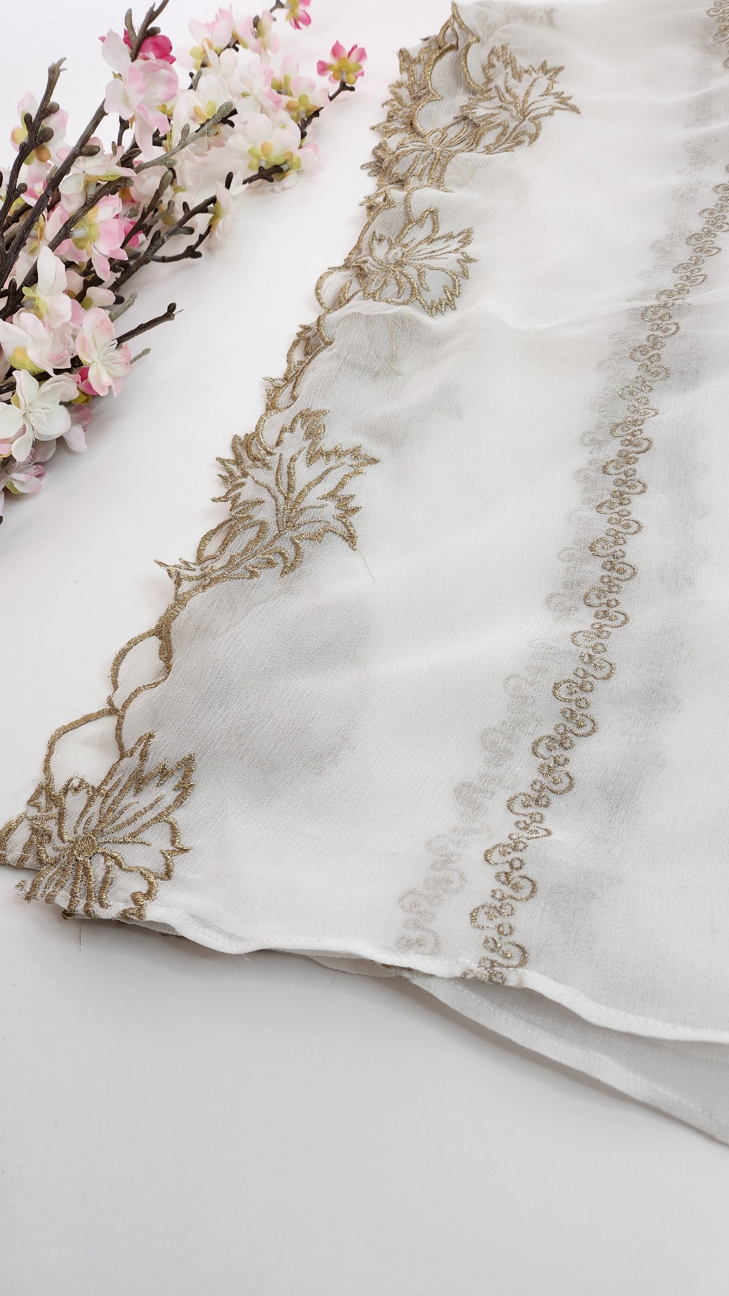 SABEEN MANEKIA - White gold chiffon embroidery dupatta