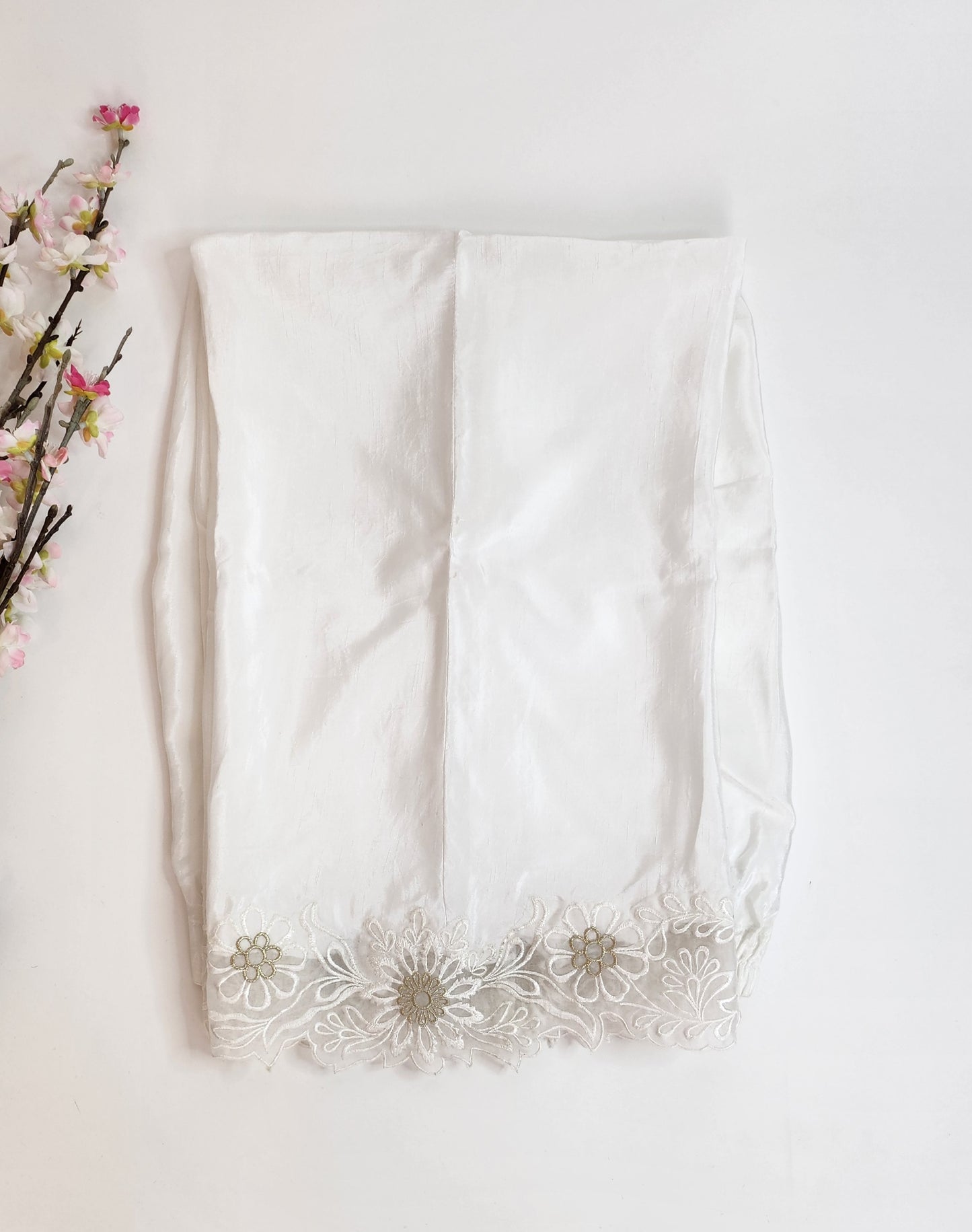 SABEEN MANEKIA - Gold and White- Cullotes