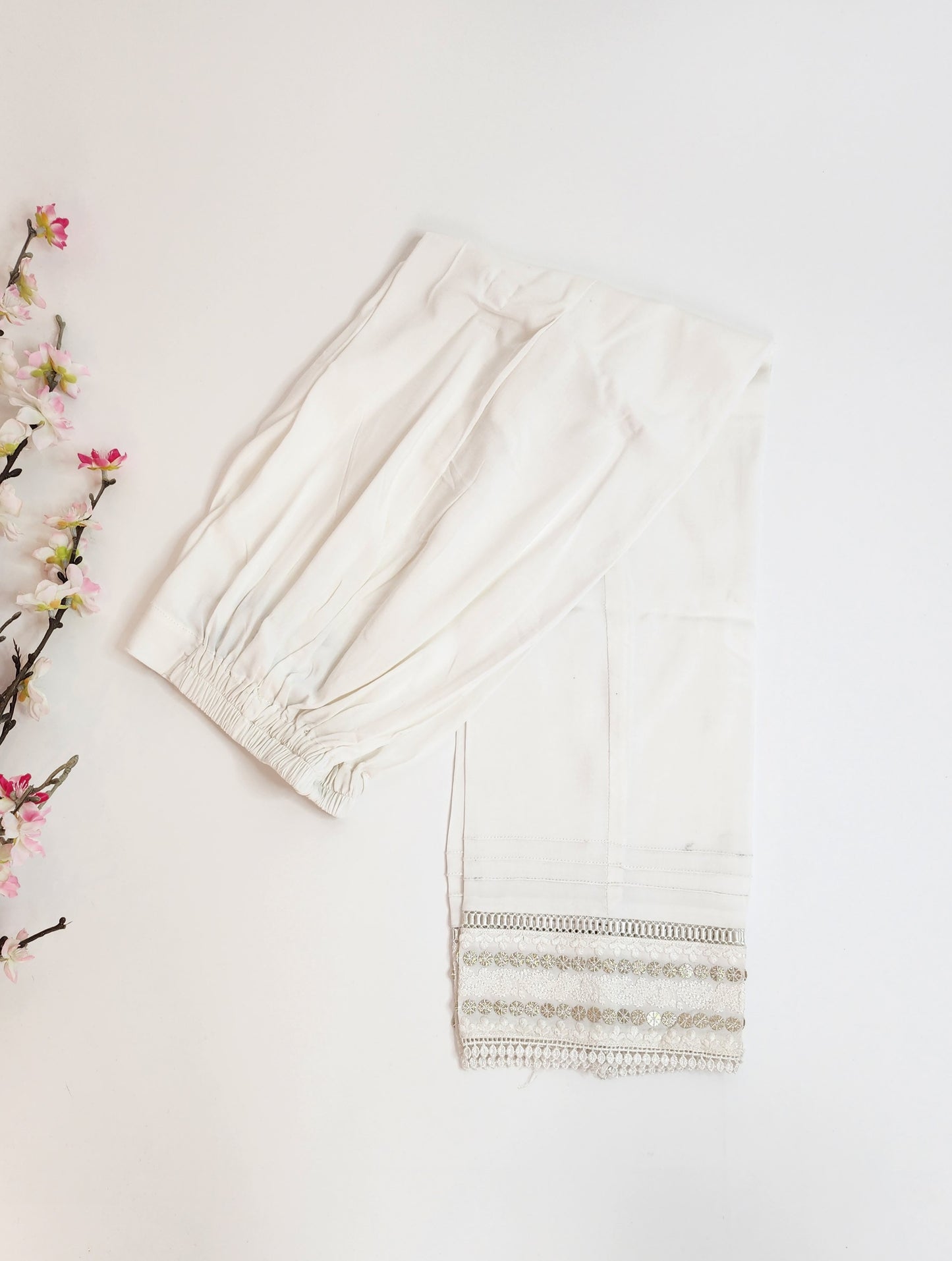 SABEEN MANEKIA - Offwhite gold cotton lace