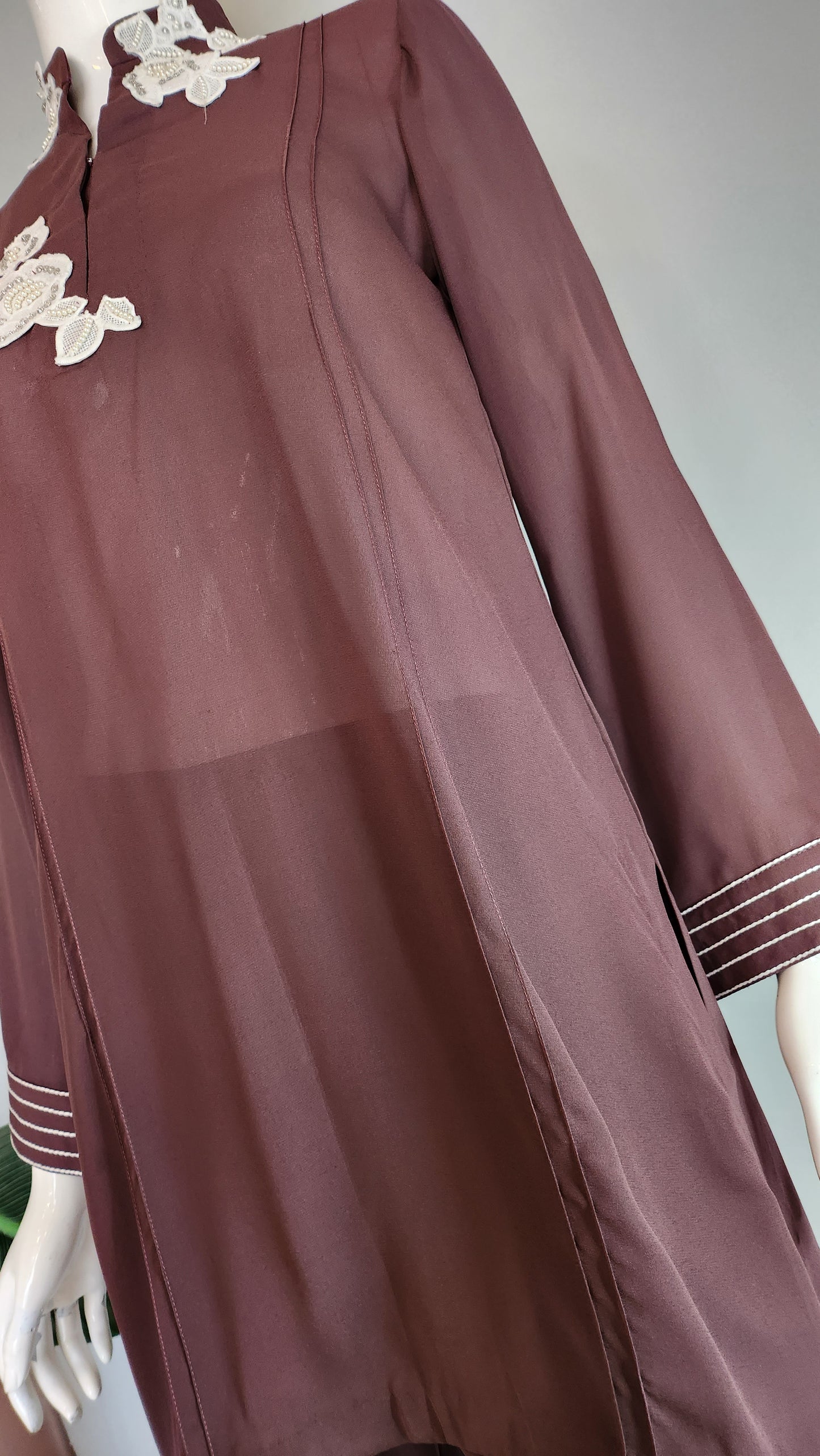 MAHOGANY - Walnut Brown with Flower