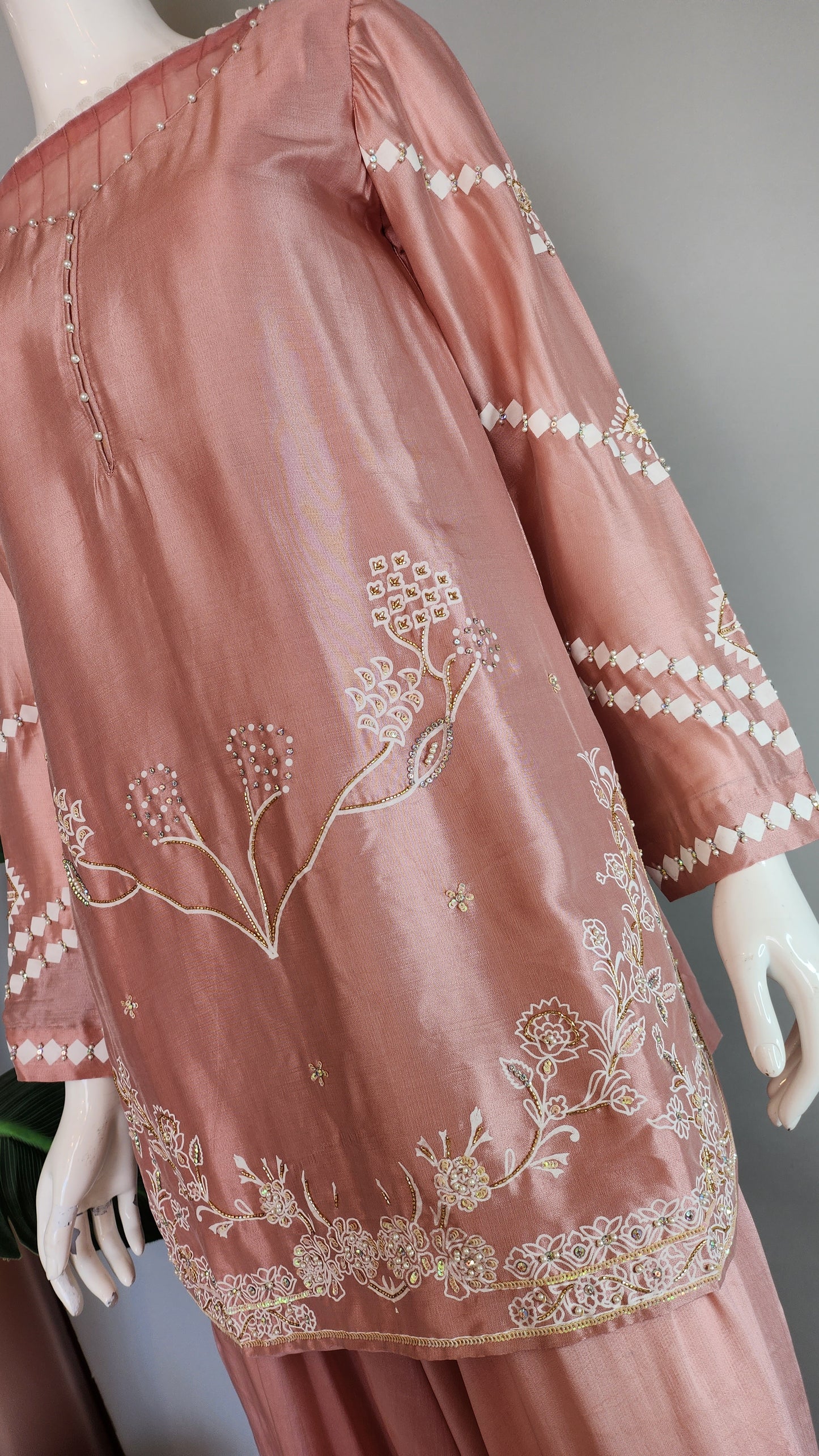 MAHOGANY - Pastel Pink with flared Pants